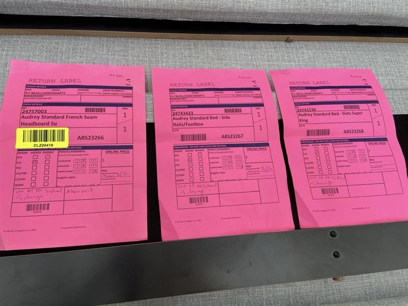 NZ CLZ20416 Audrey standard French Seam bed 3pcs set (headboard, Siderails/footboard & Slats)