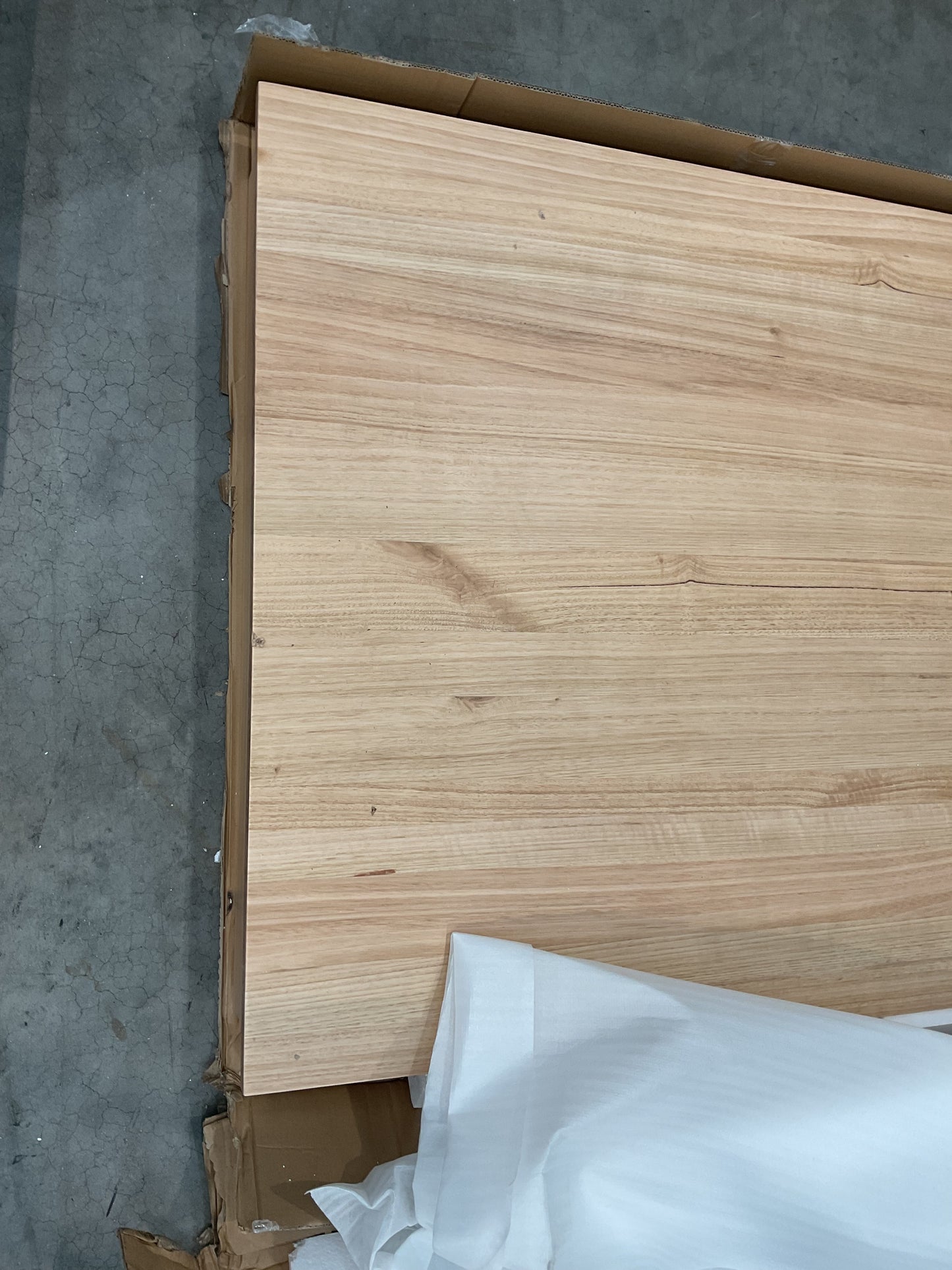 NZ CLZ20419 Hensley Dining Table 260x115cm Natural