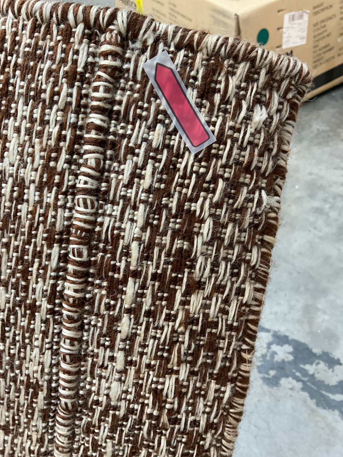 NZ CLZ20730 1 PCE LOGAN FLOOR RUG 250X350CM COFFEE
