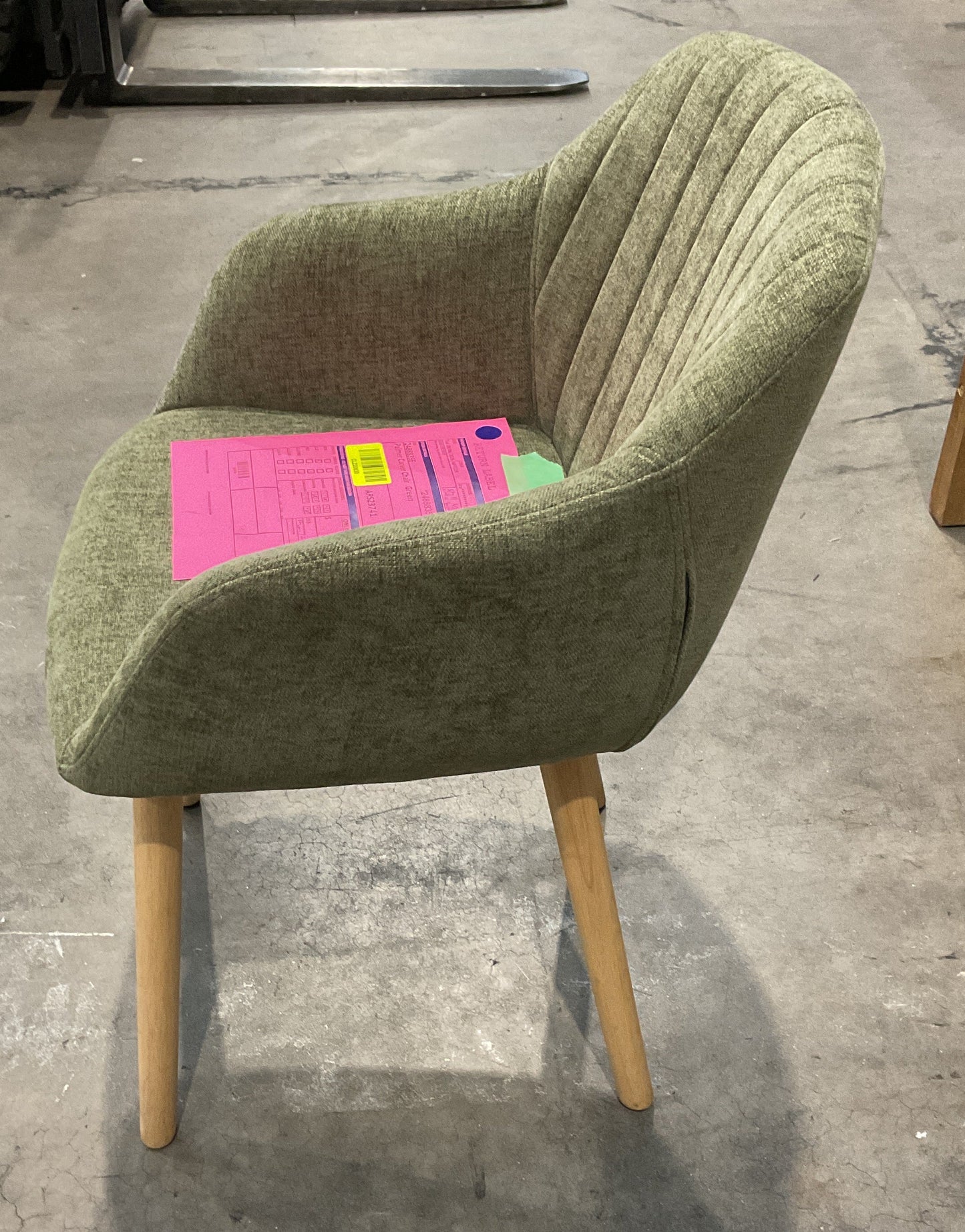 NZ CLZ20630 1 PCE PALMER CARVER CHAIR GREEN