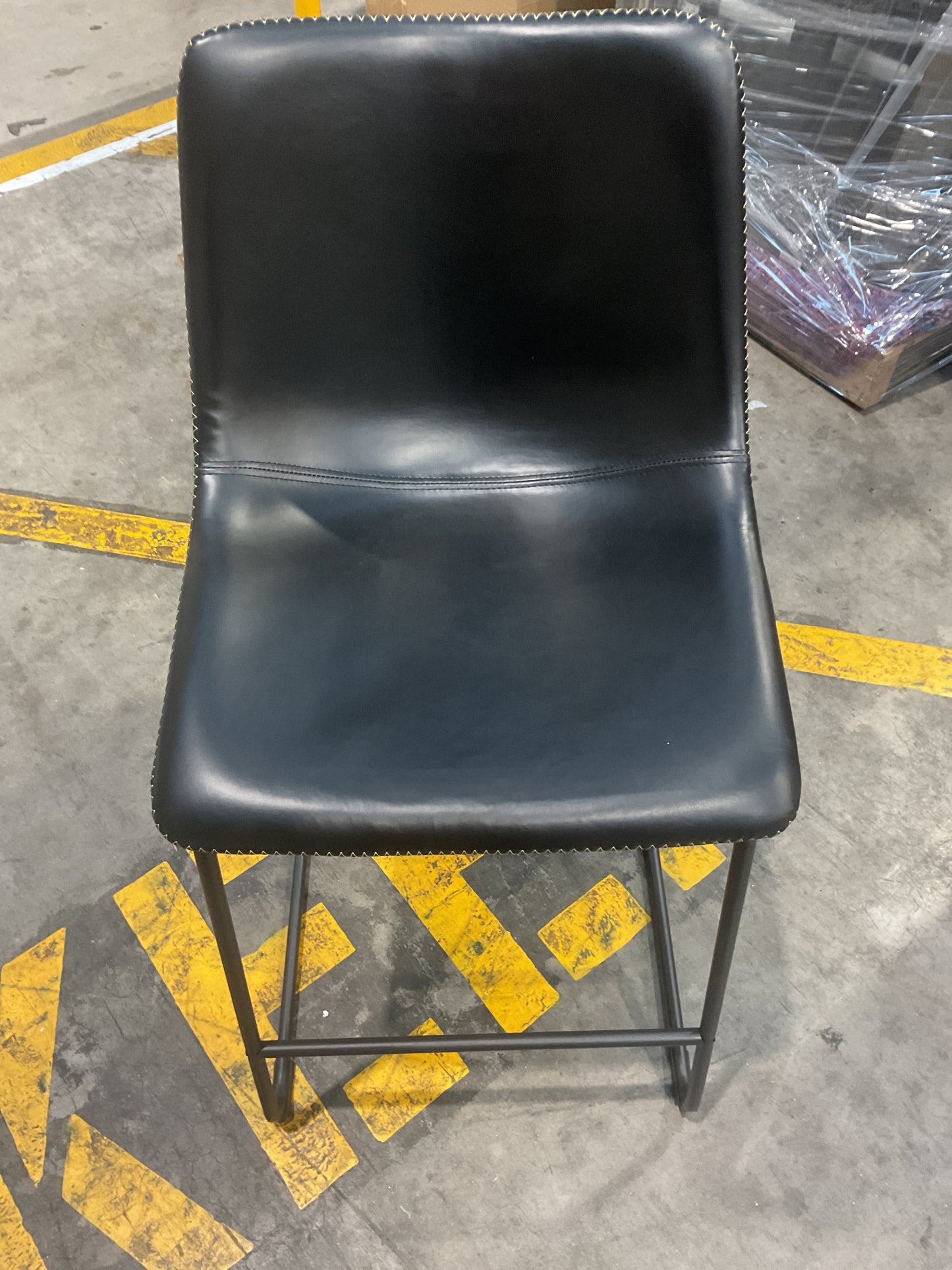 NZ CLZ20665 1 PCE SADDLE COUNTER STOOL 63CM BLACK