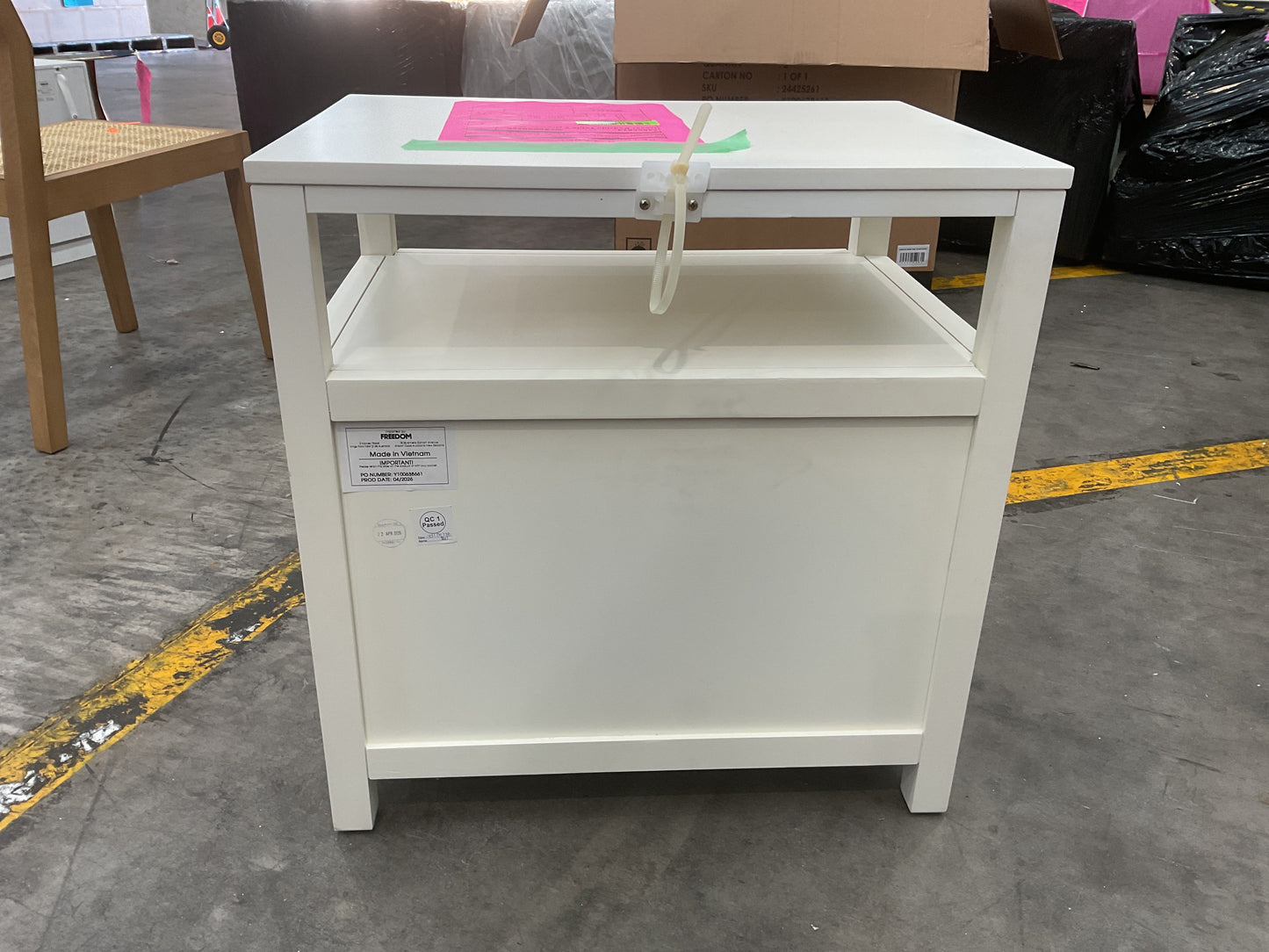 NZ PRZ20279 1 PCE DOVER BEDSIDE TABLE 2 DRAWER WHITE