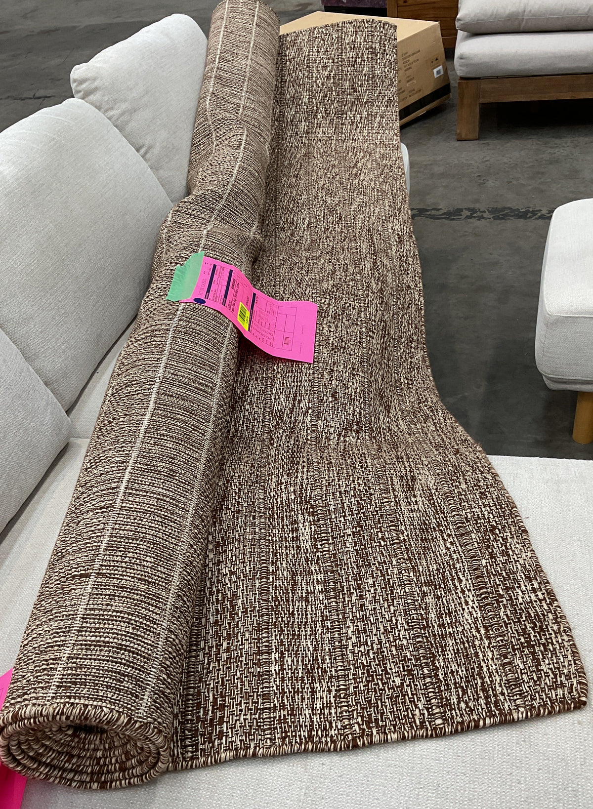 NZ CLZ20730 1 PCE LOGAN FLOOR RUG 250X350CM COFFEE
