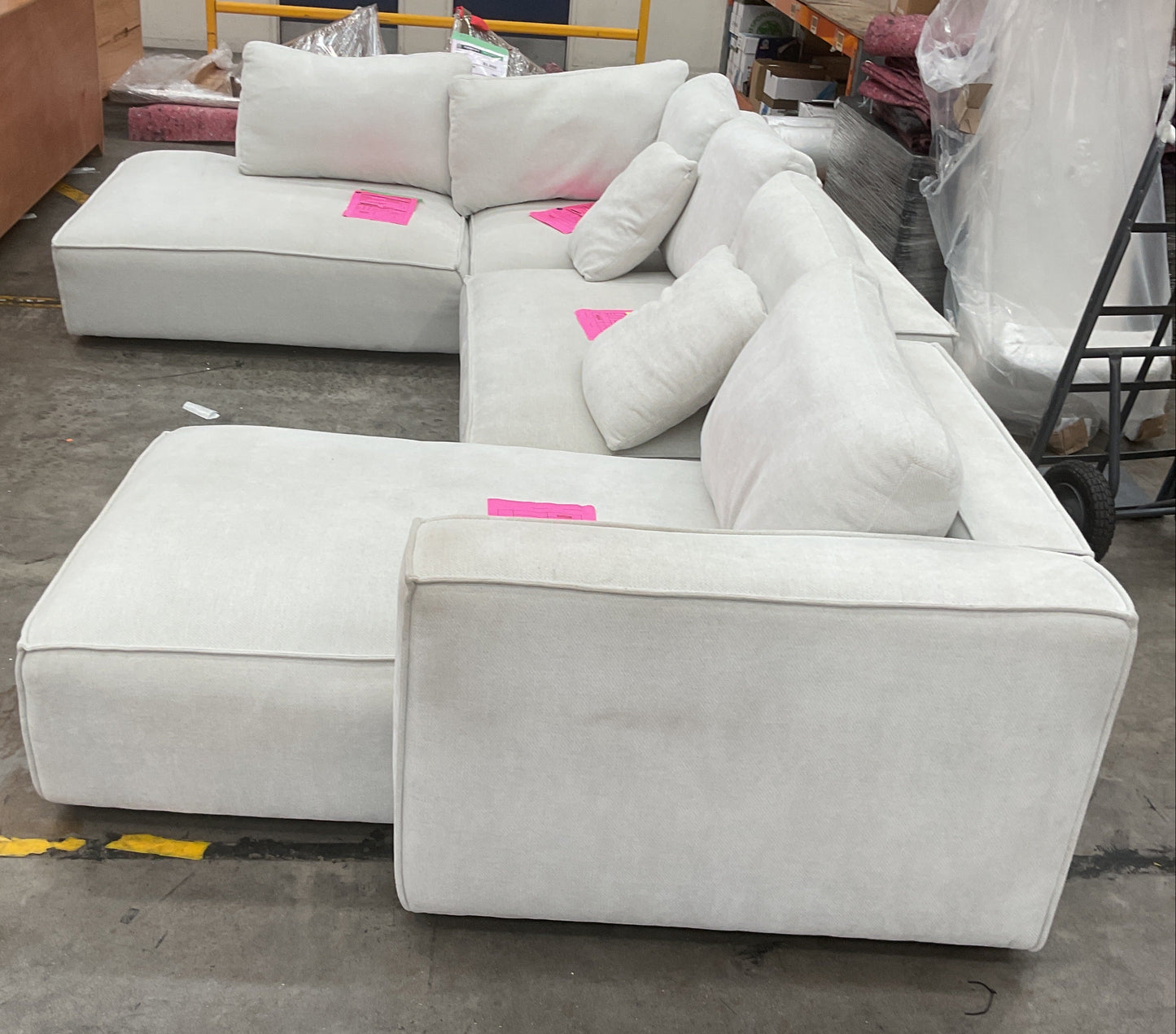 NZ CLZ20641 4 PCE APARTMENT 02 MODULAR ARMLESS 2S GLAMOUR WHITE