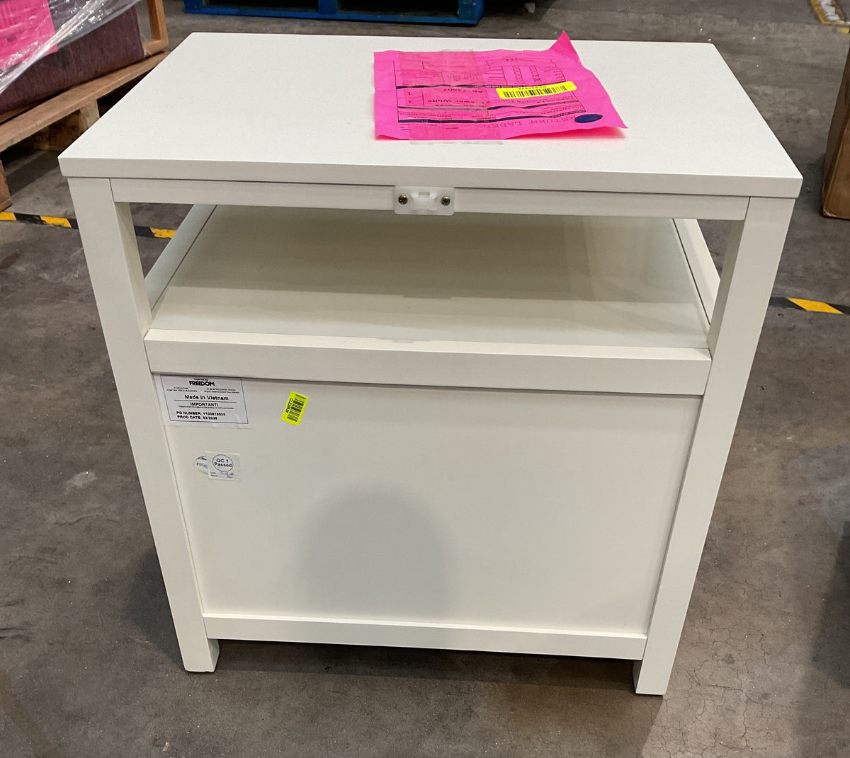 NZ CLZ20629 | 1 PCE | DOVER BEDSIDE TABLE 2 DRAWER WHITE