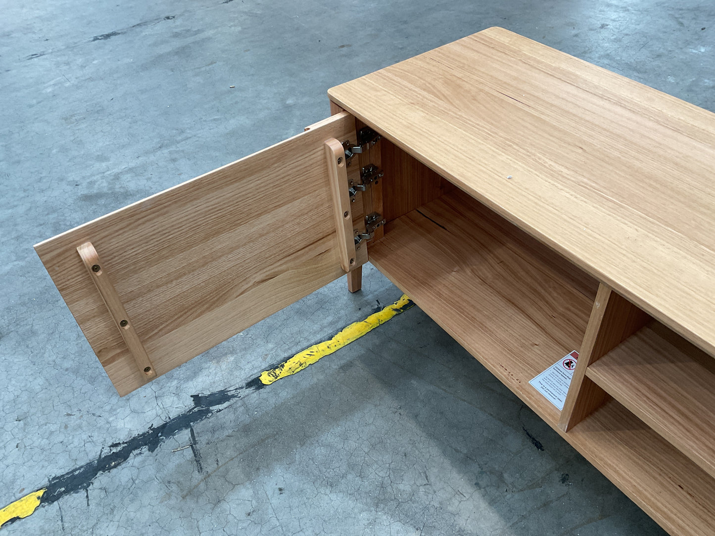NZ CLZ20598 | 1 PCE | AVALON ENTERTAINMENT UNIT 220CM NATURAL