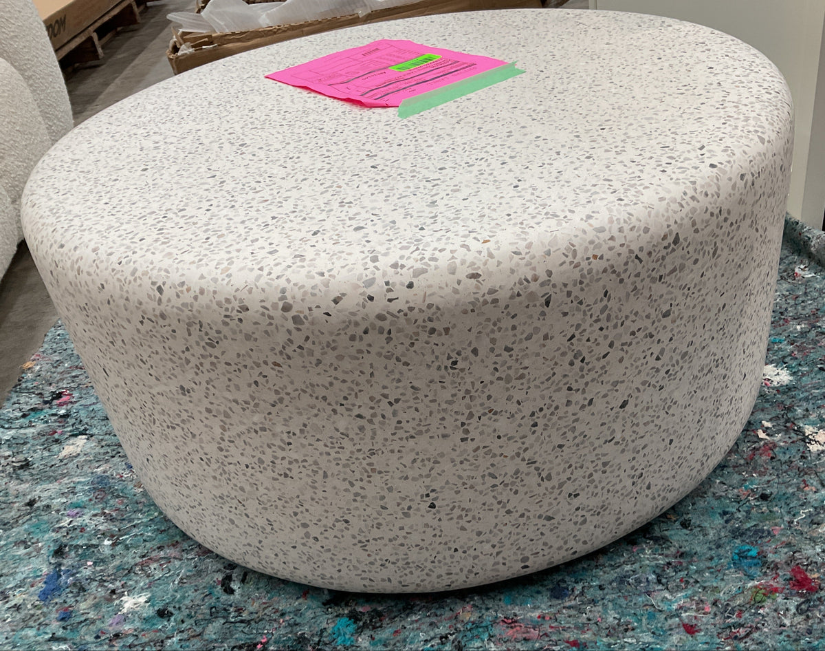 NZ PRZ20305 1 PCE SILIND COFFEE TABLE TERAZZO WHITE