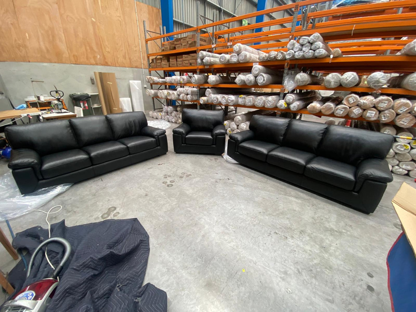 NZ PRZ20166 Barret Sofa 3S (2pc) and armchair Lucia Black