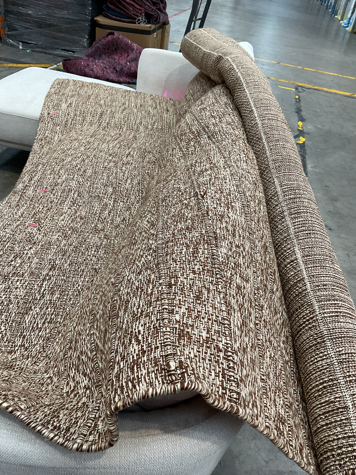 NZ CLZ20730 1 PCE LOGAN FLOOR RUG 250X350CM COFFEE