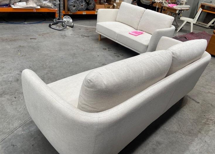NZ PRZ20316 2 PCE CLEO SOFA 3S HERVEY NATURAL LEG