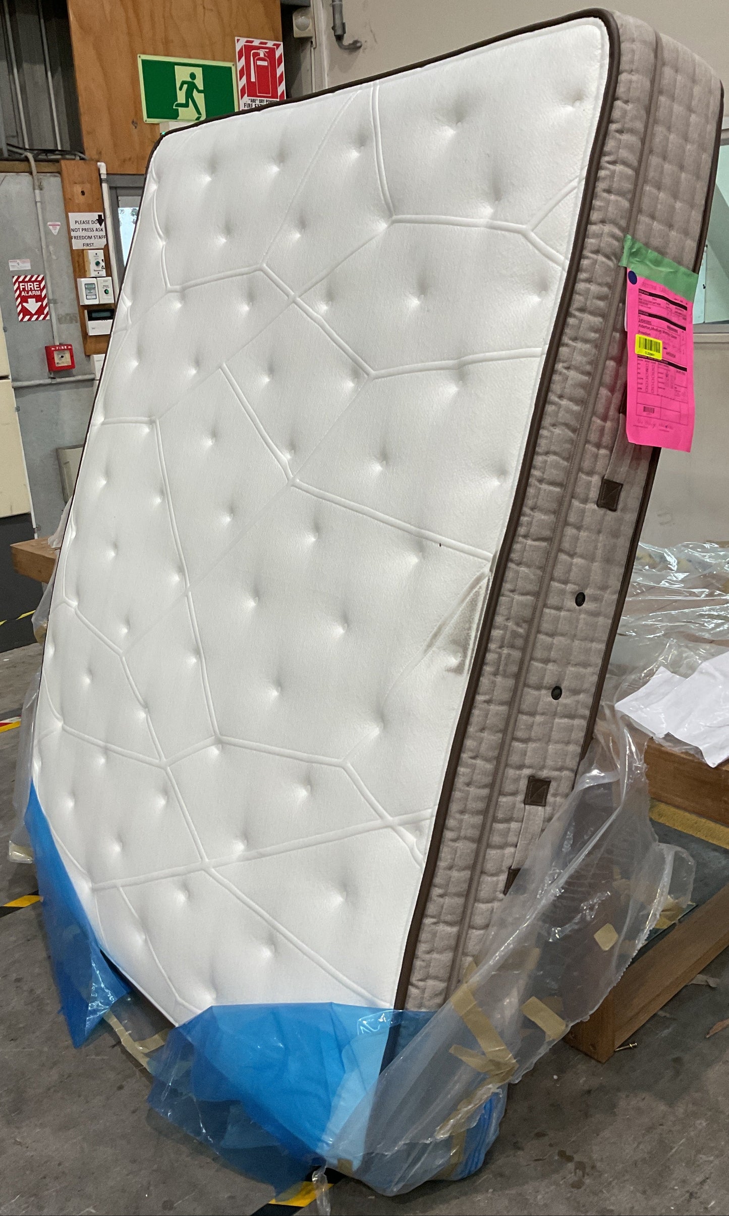NZ CLZ20601 1 PCE CELESTIAL PLUSH MATTRESS QUEEN BY FREEDOM