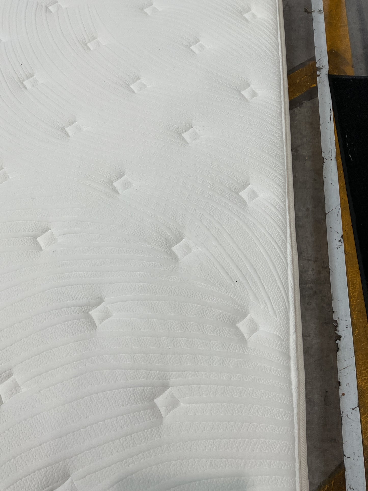 NZ CLZ20610 1 PCE NIMBUS FIRM MATTRESS QUEEN BY FREEDOM