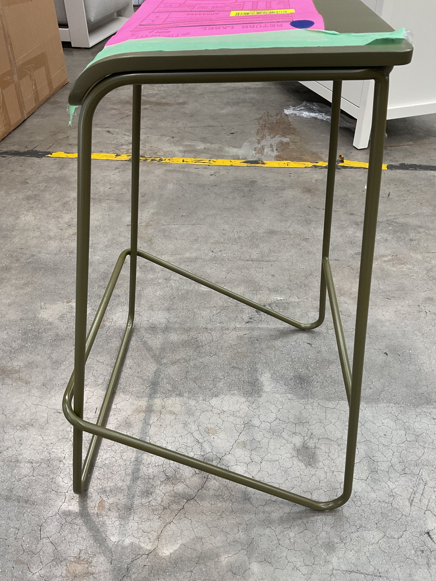 NZ CLZ20582 1 PCE MURPHY COUNTER STOOL CAPERS