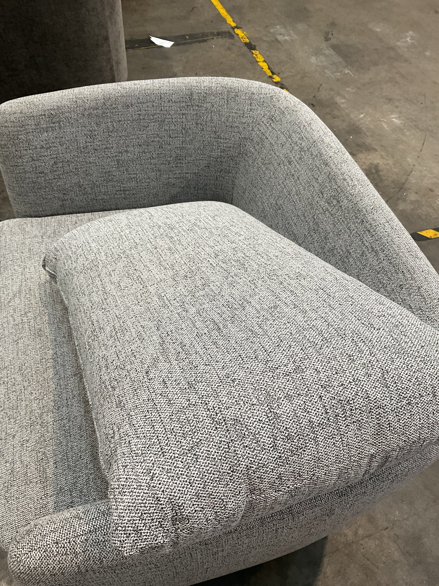 NZ PRZ20167 Cleo Armchair Hervey Pepper Black leg