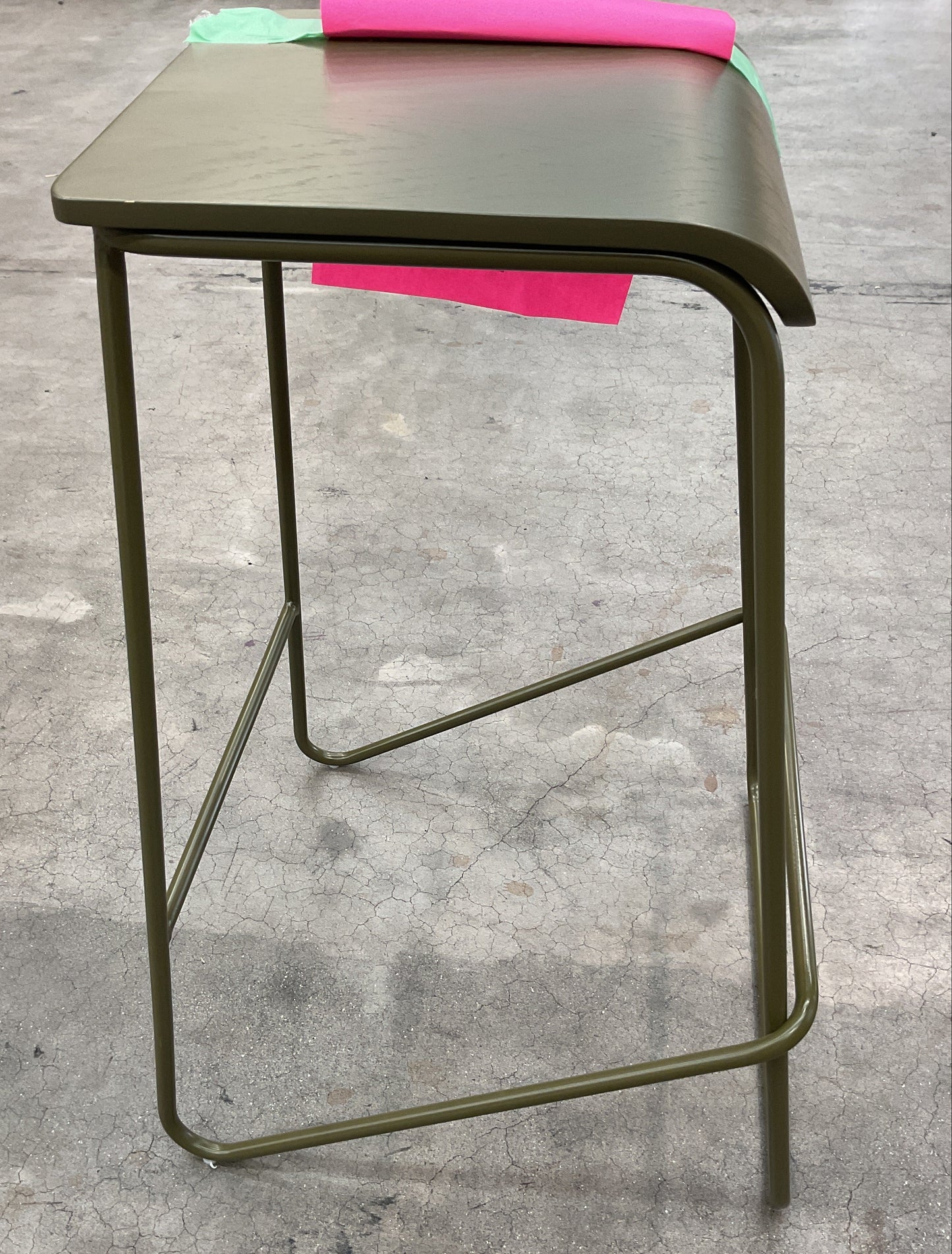 NZ CLZ20582 1 PCE MURPHY COUNTER STOOL CAPERS