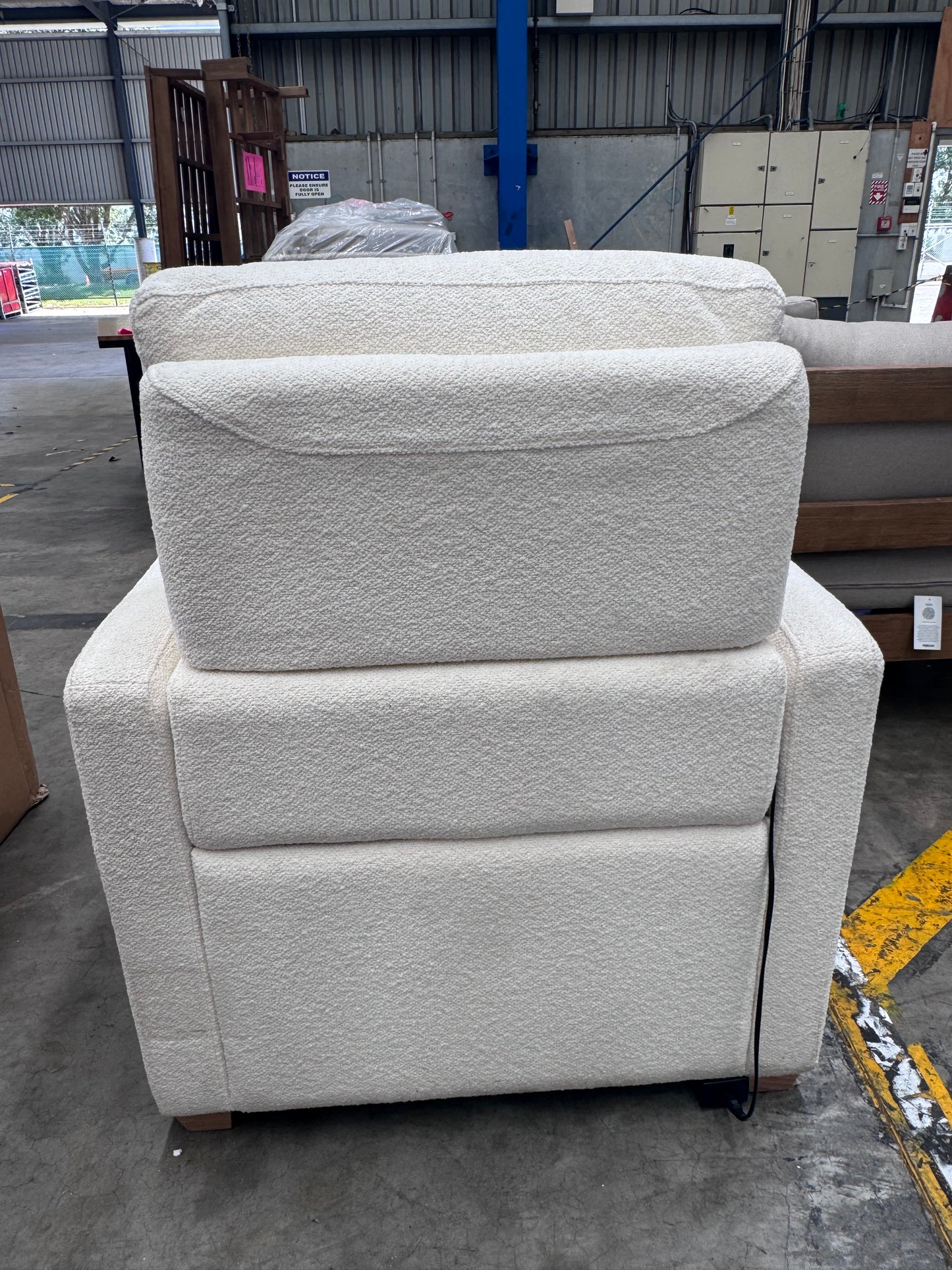 NZ PRZ20155 Autograph Slim Arm Low Leg Natural Ton