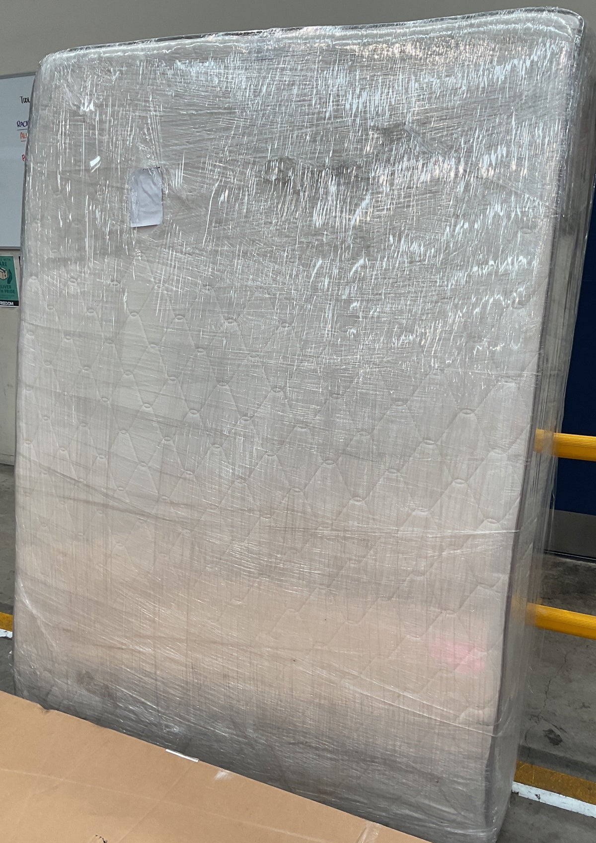 NZ CLZ20704 1 PCE HARRINGTON PLUSH MATTRESS QUEEN FREEDOM RESTORE