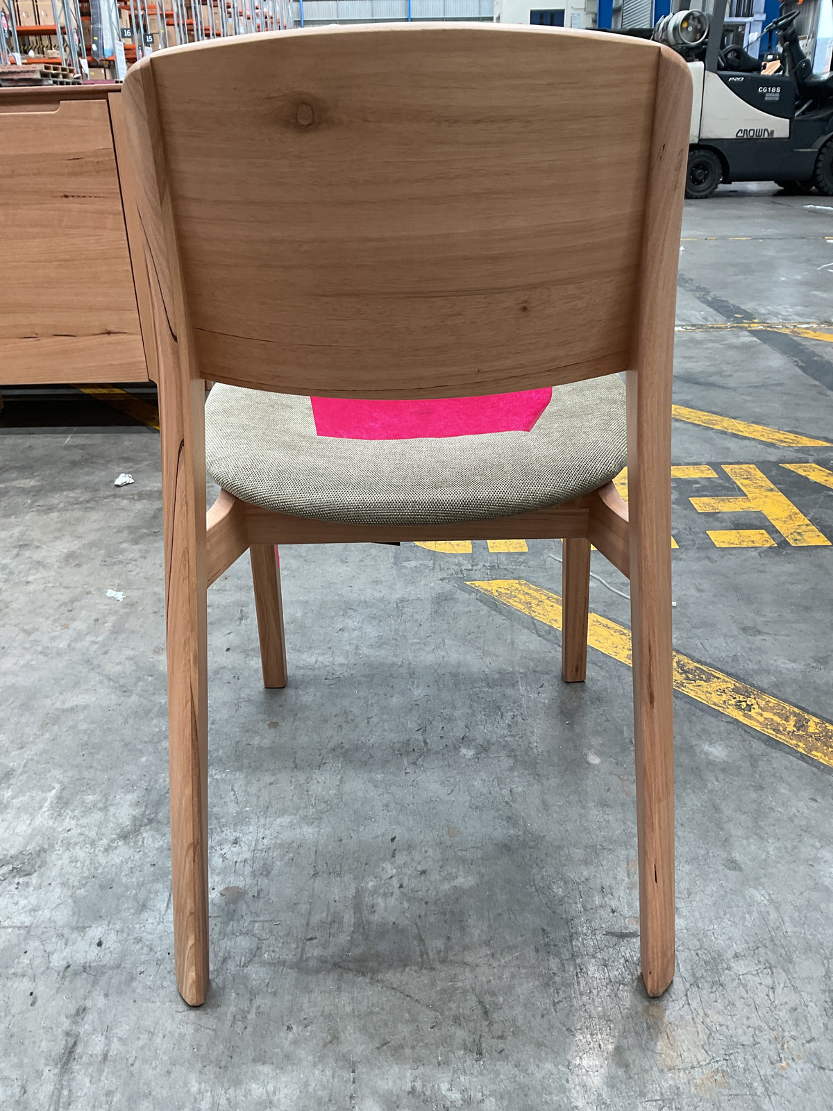 NZ CLZ20689 1 PCE AVALON DINING CHAIR OLIVE