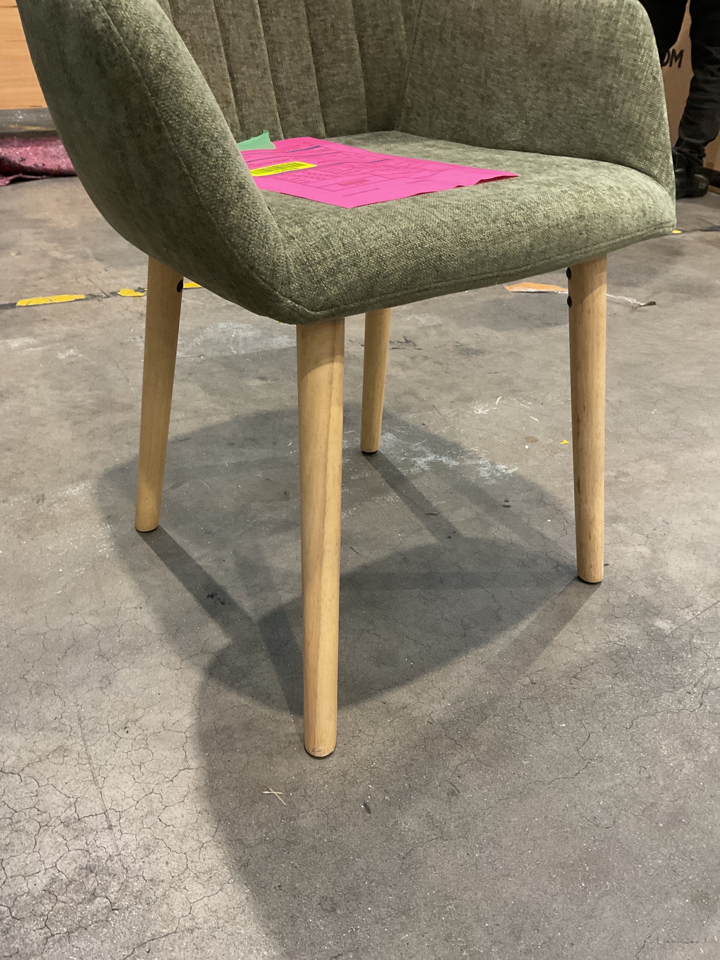 NZ CLZ20630 1 PCE PALMER CARVER CHAIR GREEN