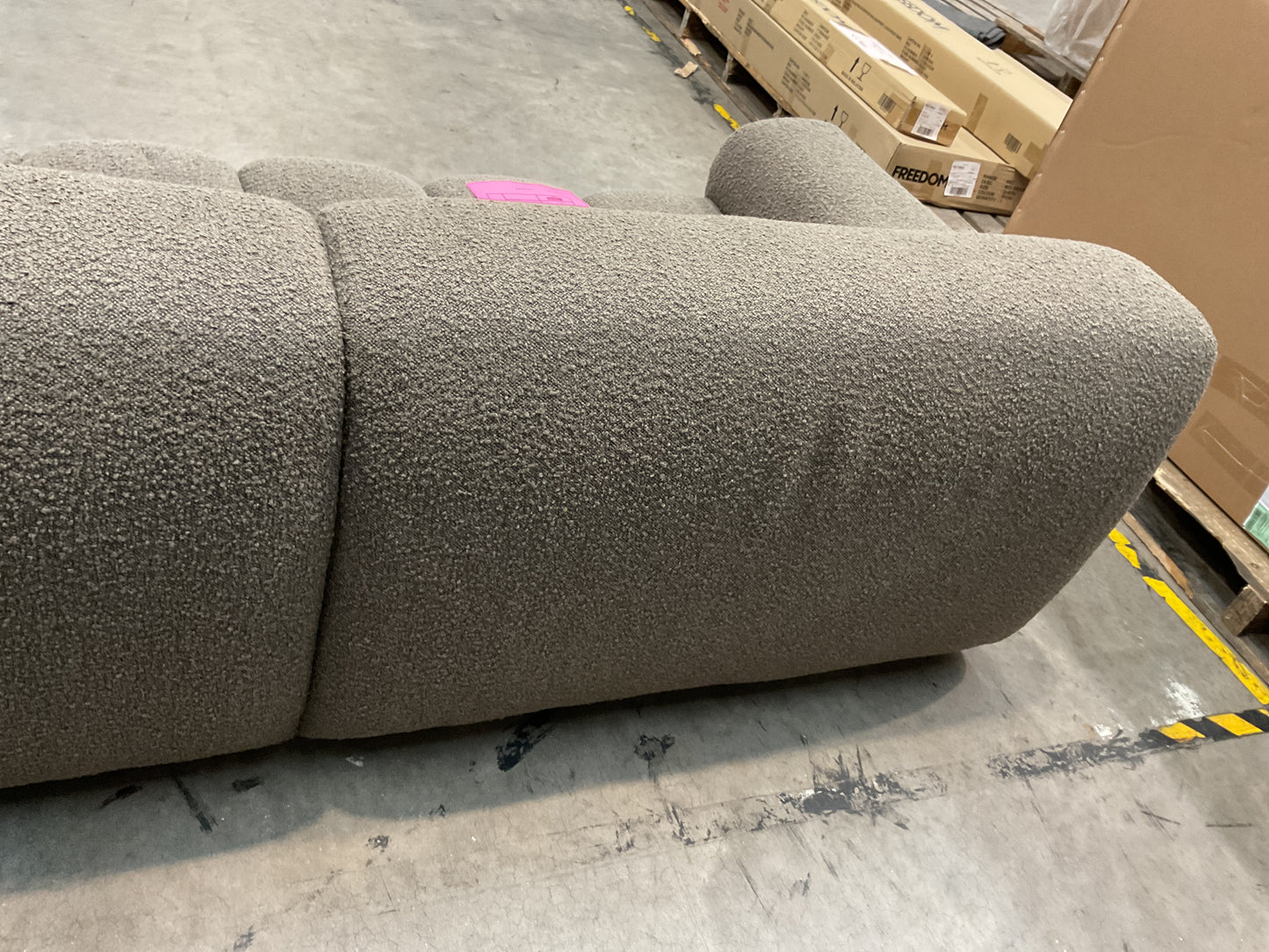 NZ CLZ20627 1 PCE AERO SOFA 3S JACQUARD BOUCLE COFFEE