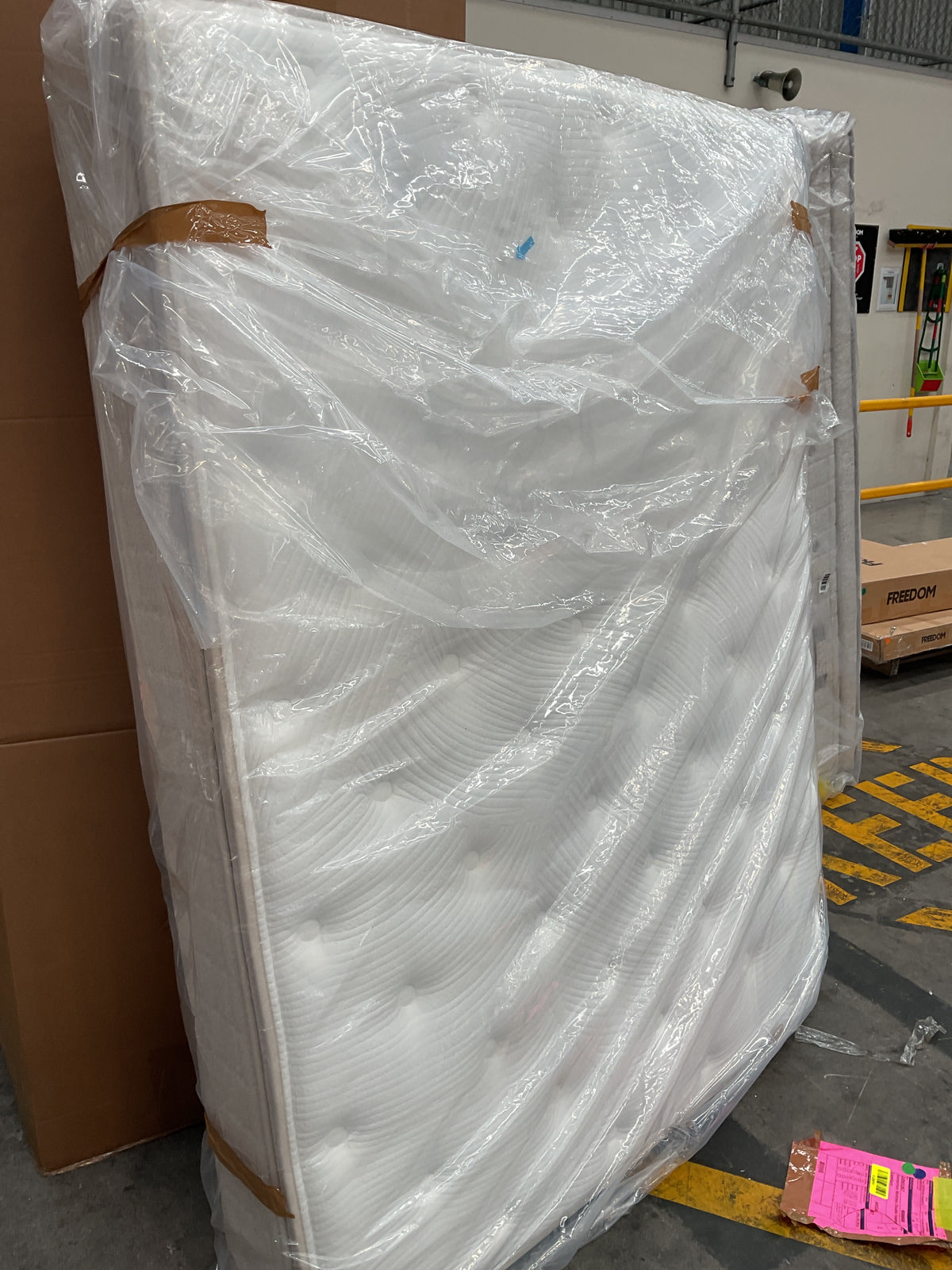 NZ CLZ20701 1 PCE SOMERTON MEDIUM MATTRESS DOUBLE FREEDOM COMFORT