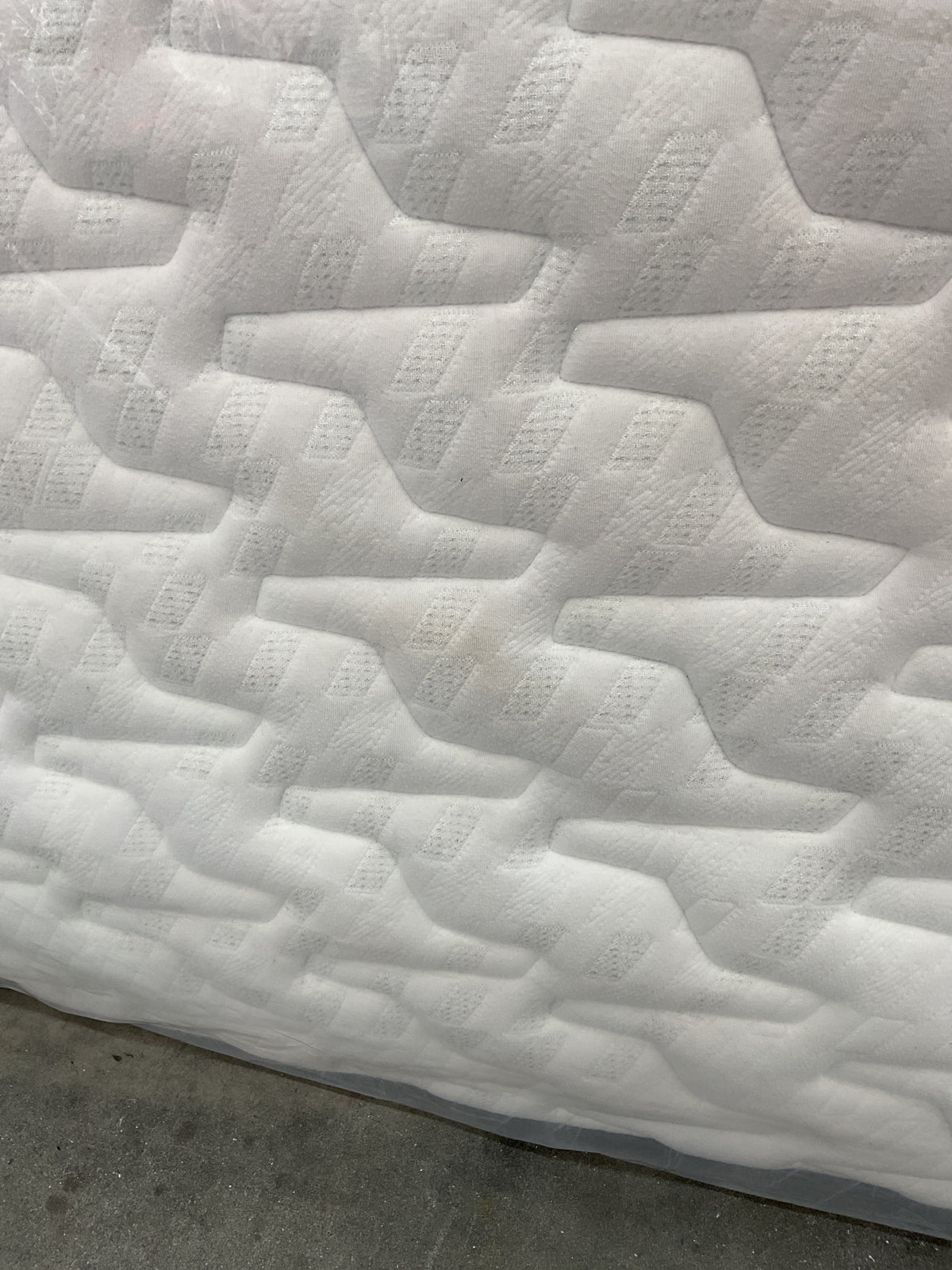 NZ CLZ20724 1 PCE CELLULAR III FIRM MATTRESS NZ KING BY AH BEARD DOMINO