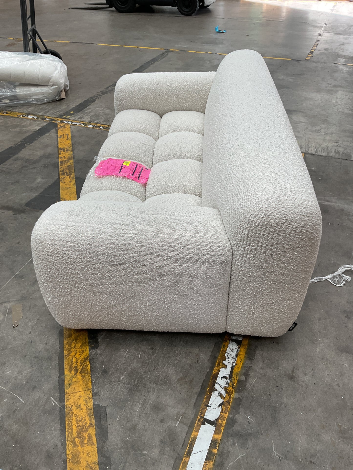 NZ CLZ20577 1 PCE AERO SOFA 2S JACQUARD BOUCLE CREAM