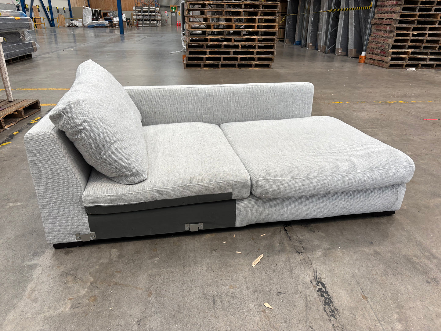 NZ CLZ20281 Long Island Modular End Terminal RAF Alpha Light Grey