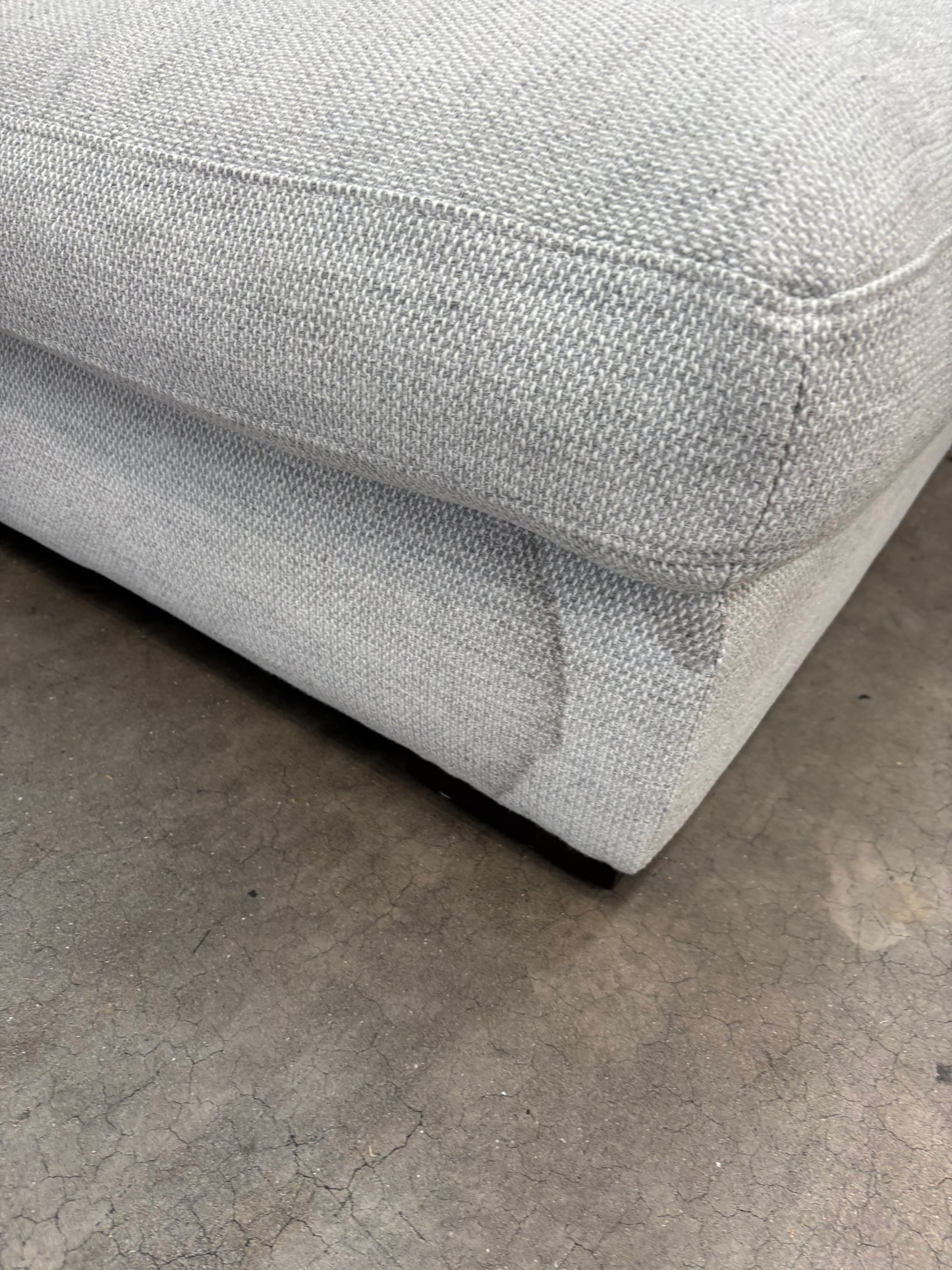 NZ CLZ20281 Long Island Modular End Terminal RAF Alpha Light Grey