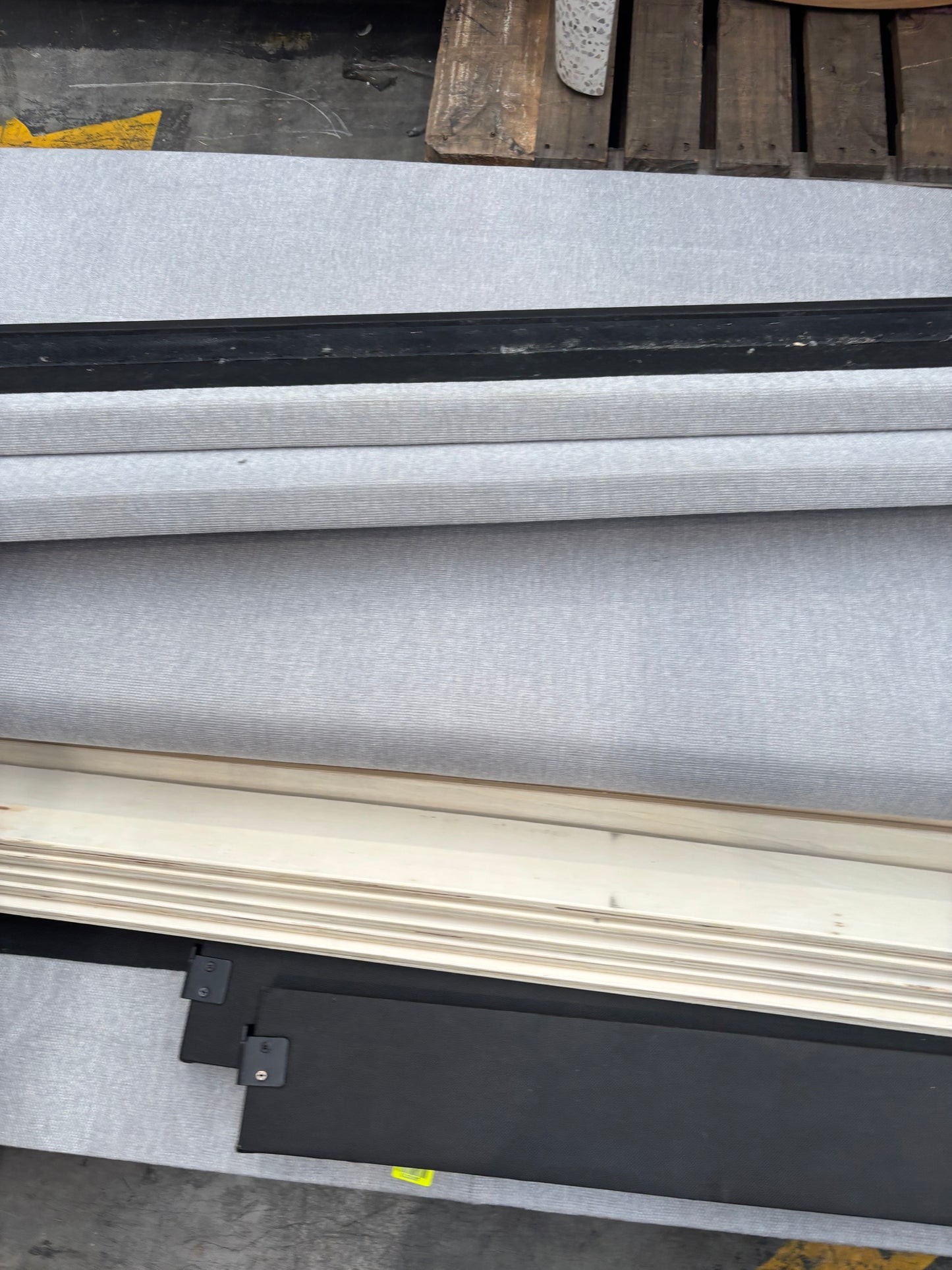 NZ CLZ20287 Ava Bed NZ King Light Grey Set