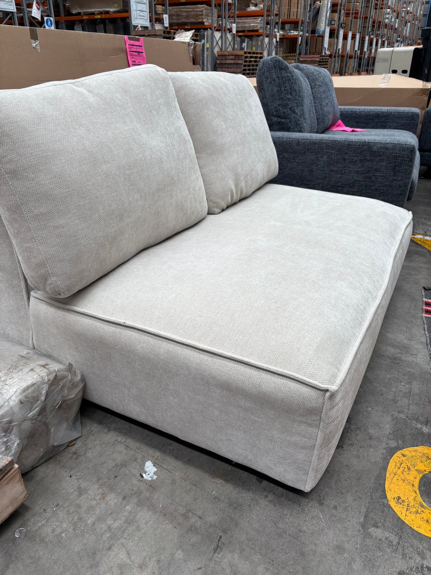 NZ CLZ20299 Apartment 02 Modular Armless 2S Glamour Natural