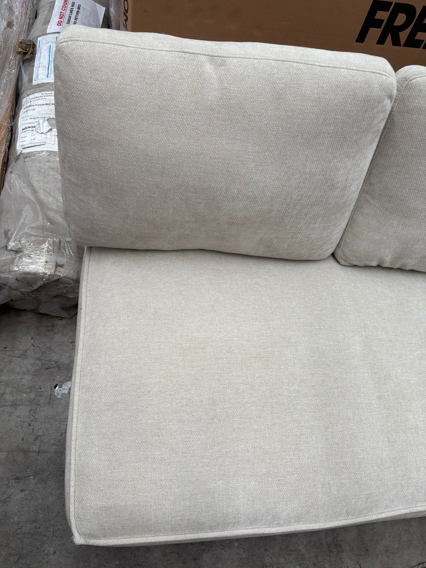 NZ CLZ20299 Apartment 02 Modular Armless 2S Glamour Natural