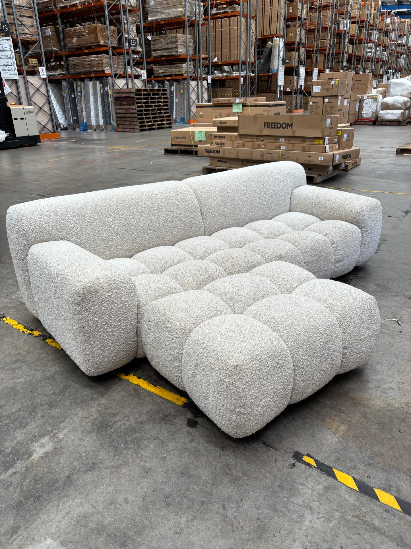 NZ CLZ20305 Aero Sofa 3S and Ottoman Jacquard Boucle Cream