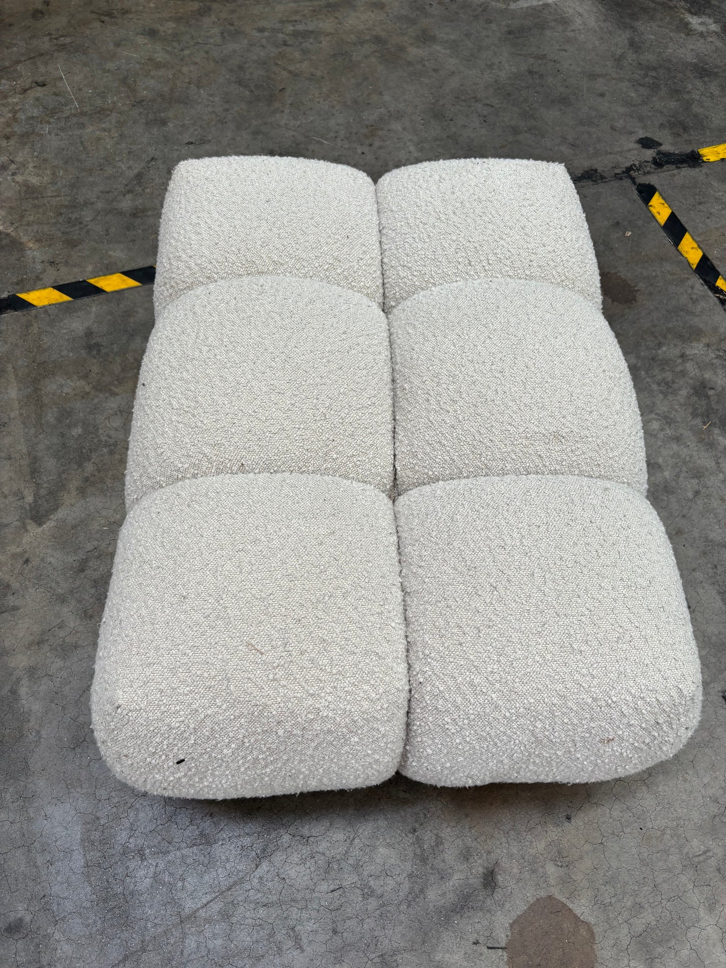 NZ CLZ20305 Aero Sofa 3S and Ottoman Jacquard Boucle Cream