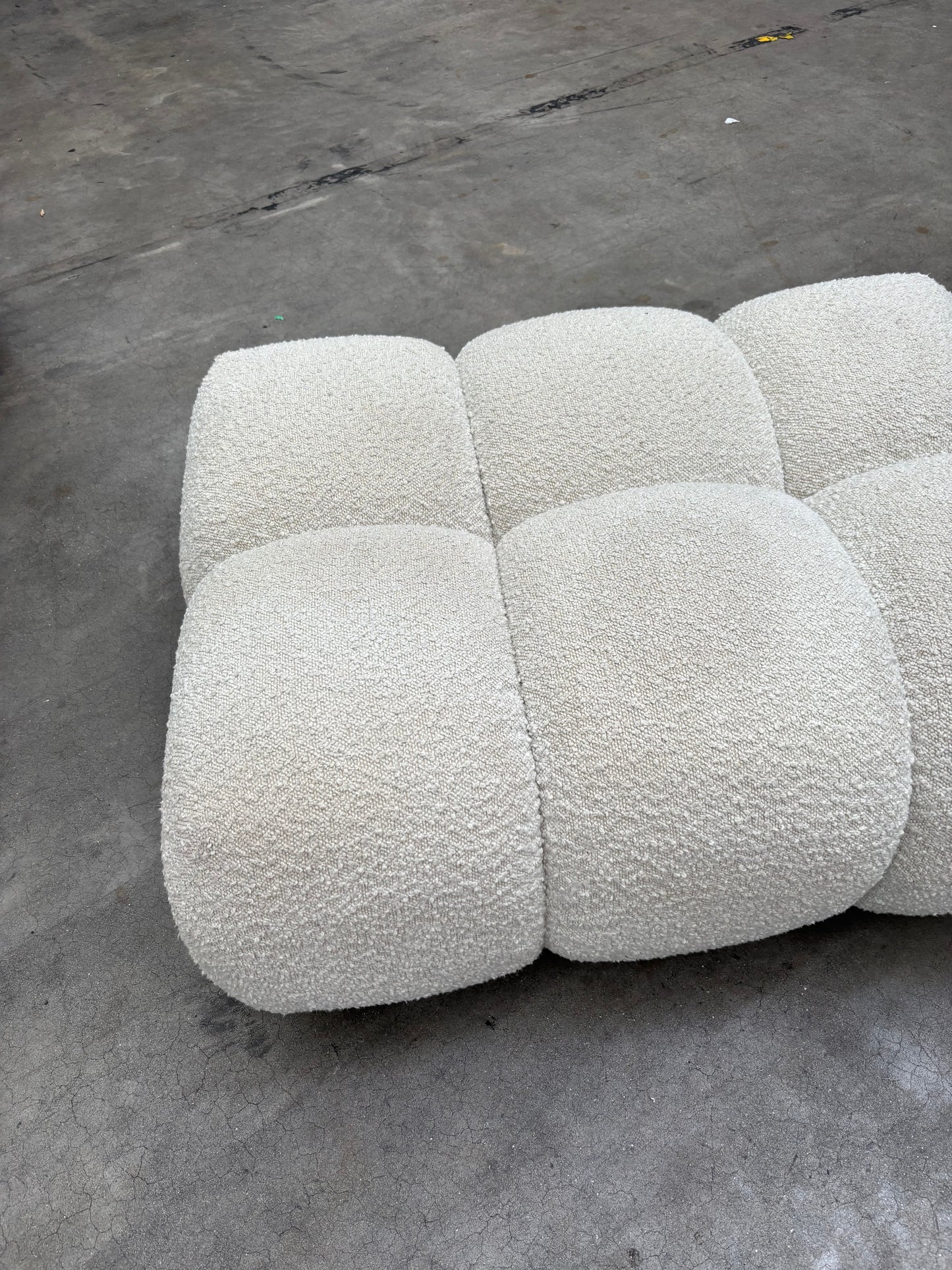 NZ CLZ20309 Aero Sofa 3S & Ottoman Jacquard Boucle Cream