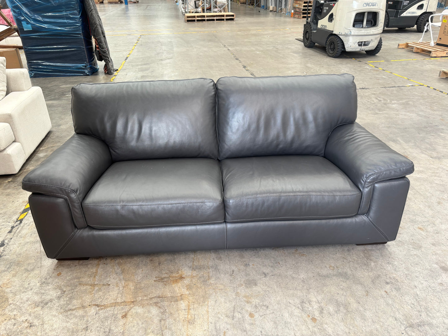 NZ PRZ20140 Barret Sofa 2.5S Lucia Graphite