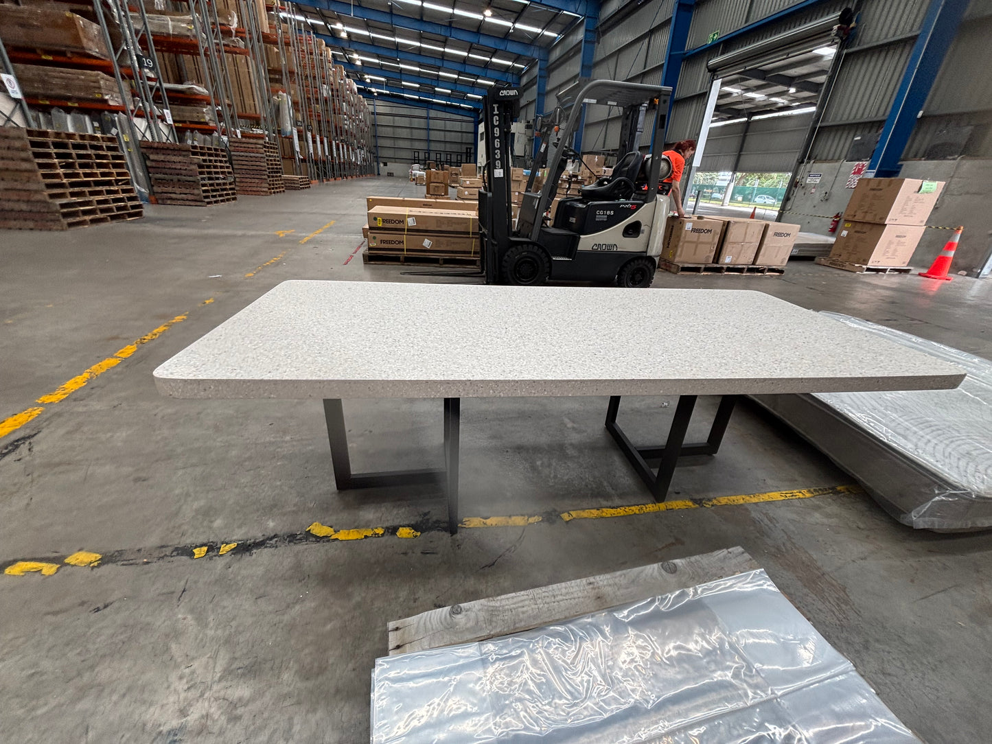 NZ CLZ20319 Mayon Dining Table Stone