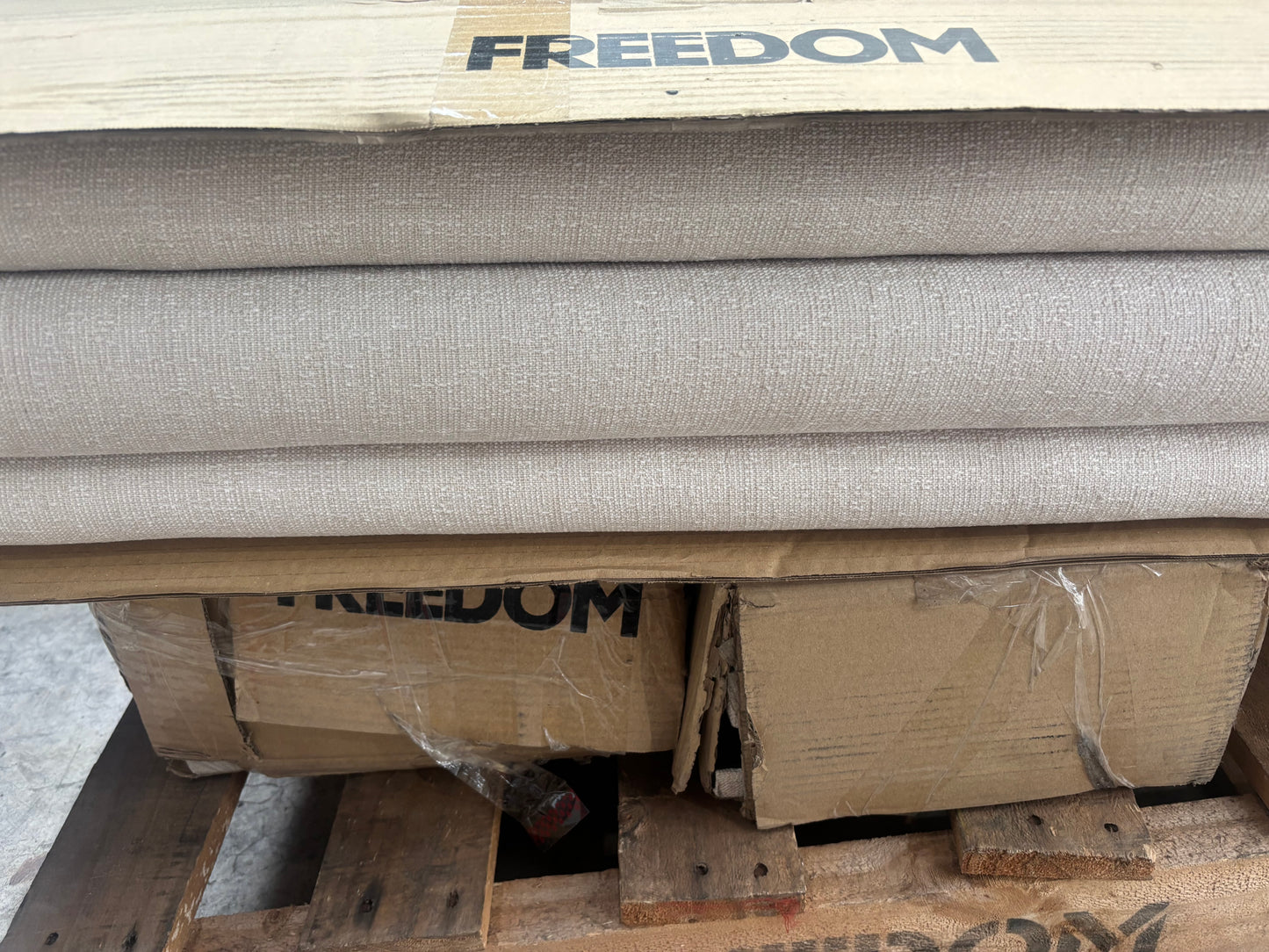 NZ MTZ20117 Layla Bed King Sand Set