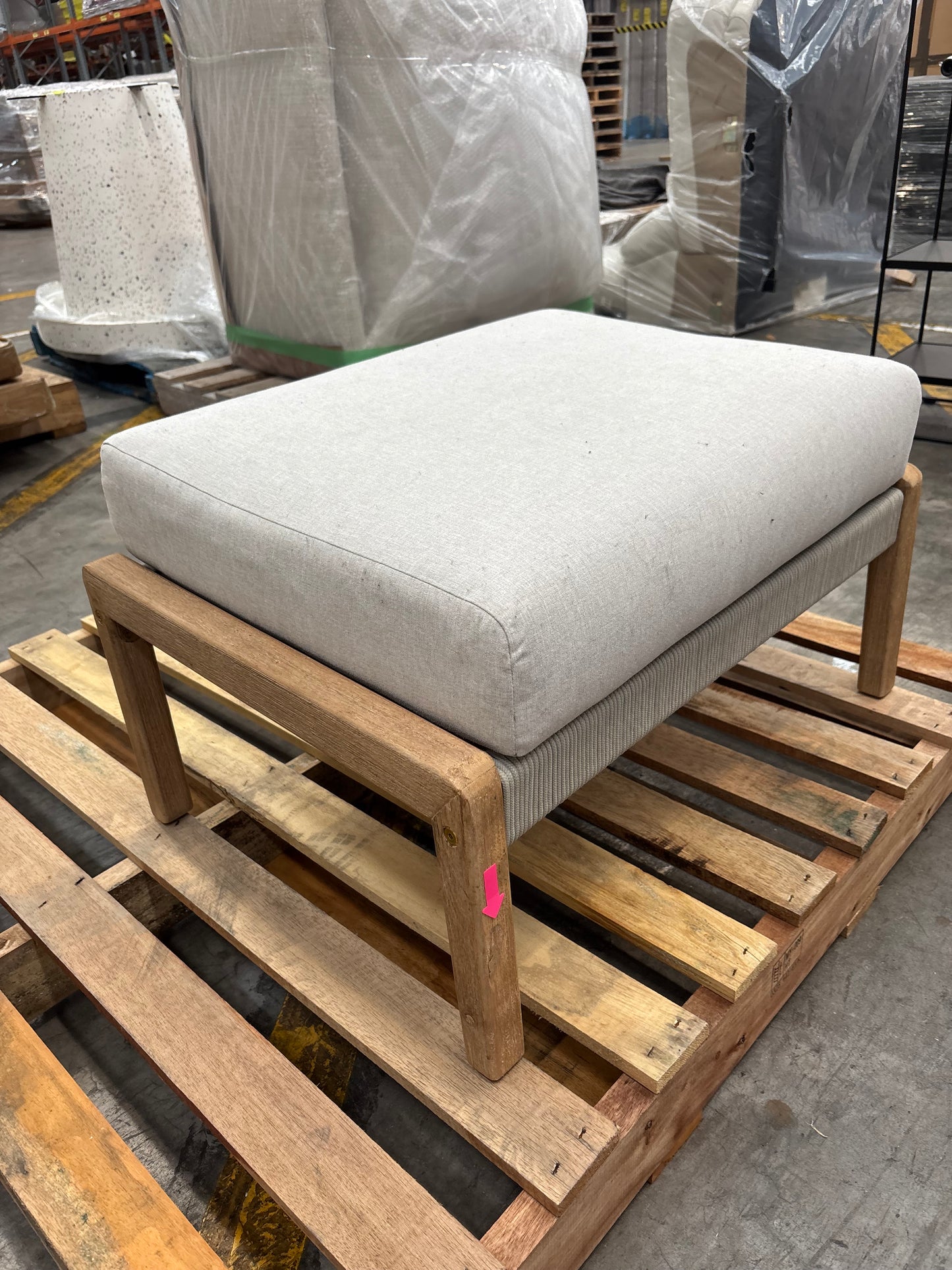 NZ CLZ20117 Le Vent Outdoor Ottoman Acacia Natural