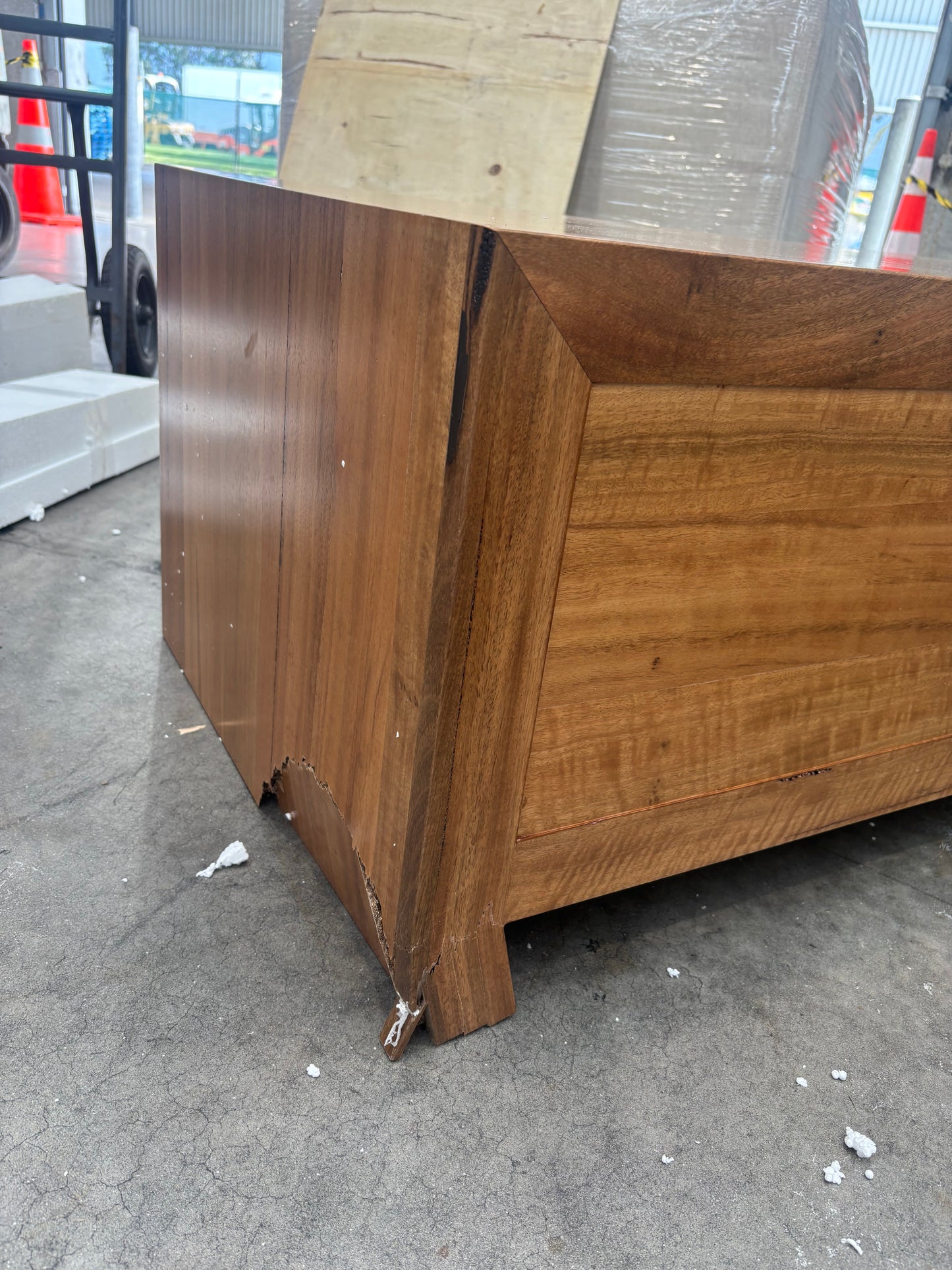 NZ CLZ20142 Mosman Coffee Table