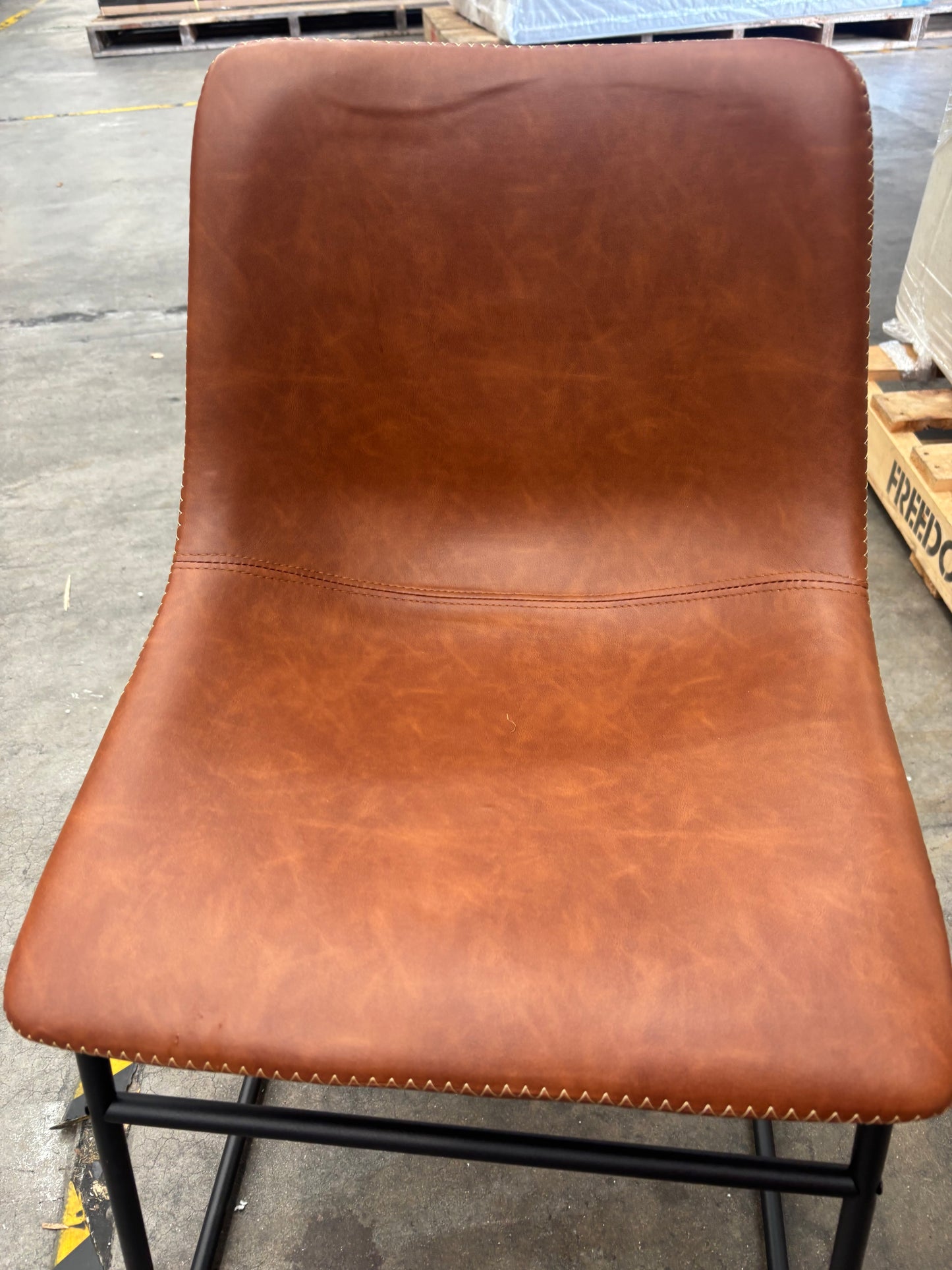 NZ CLZ20147 Saddle Dining Chair Tawny Tan