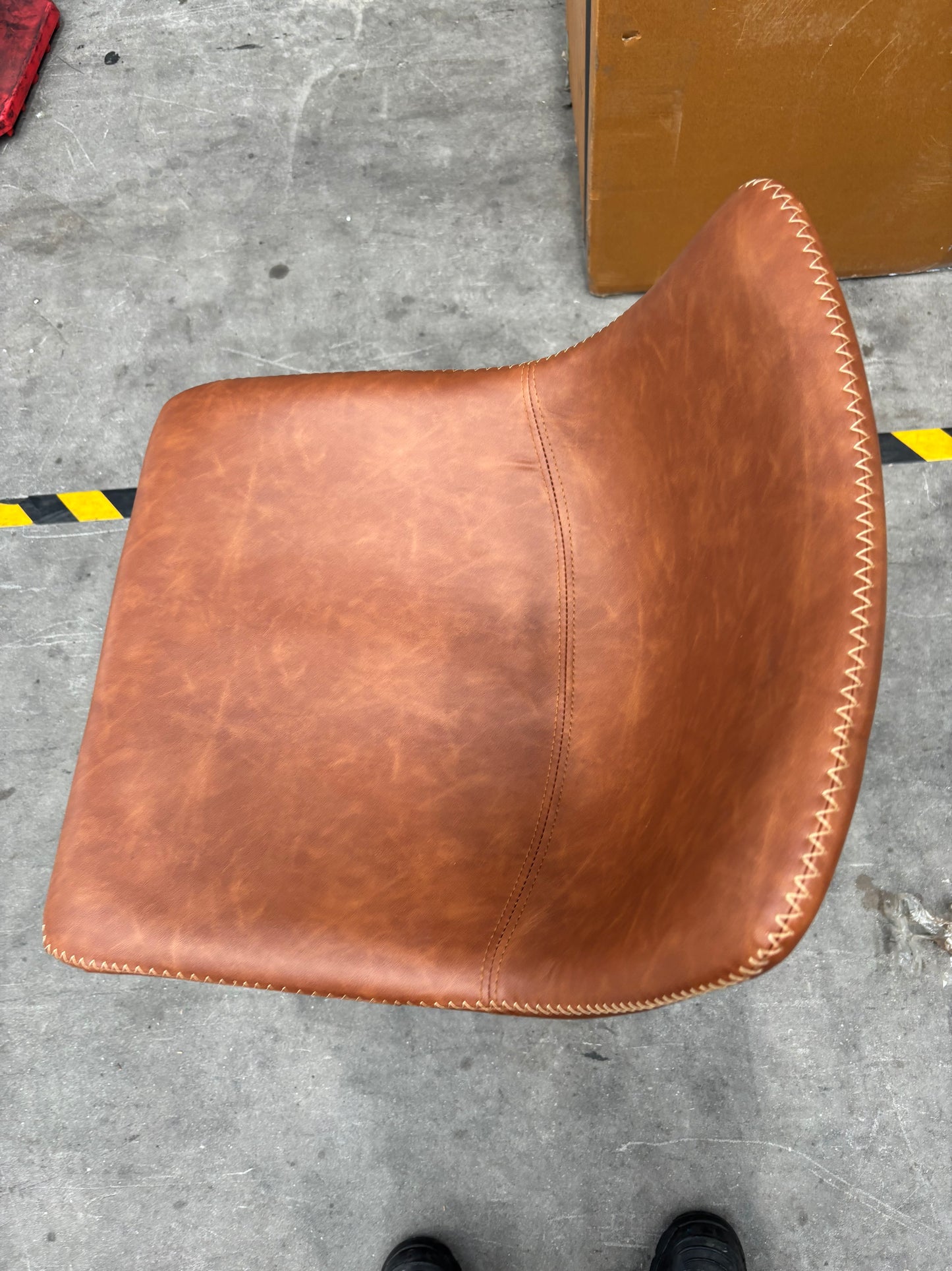 NZ CLZ20146 Saddle Counter Stool 63cm Tawny Tan