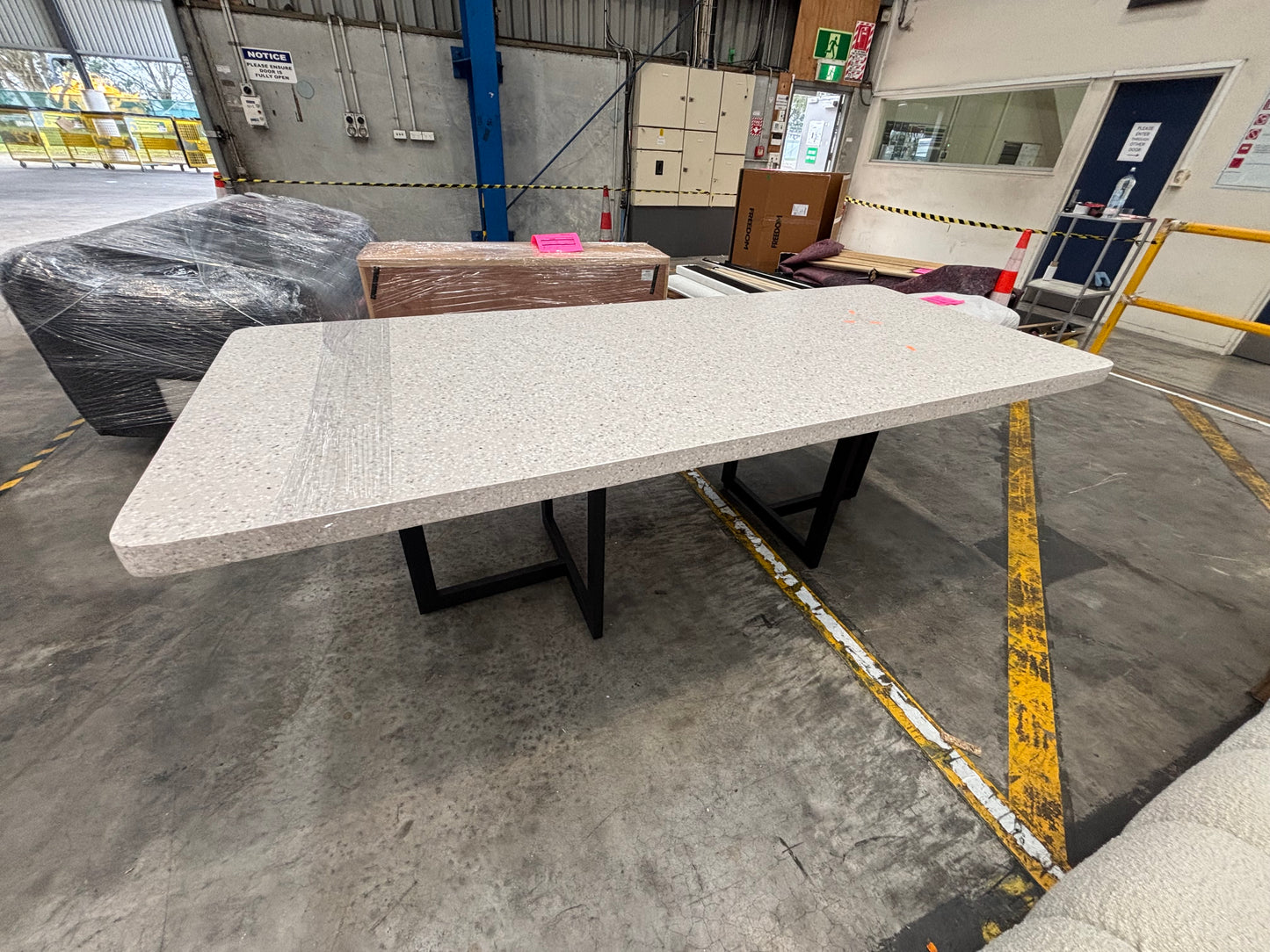 NZ CLZ20156 Mayon Dining Table Stone