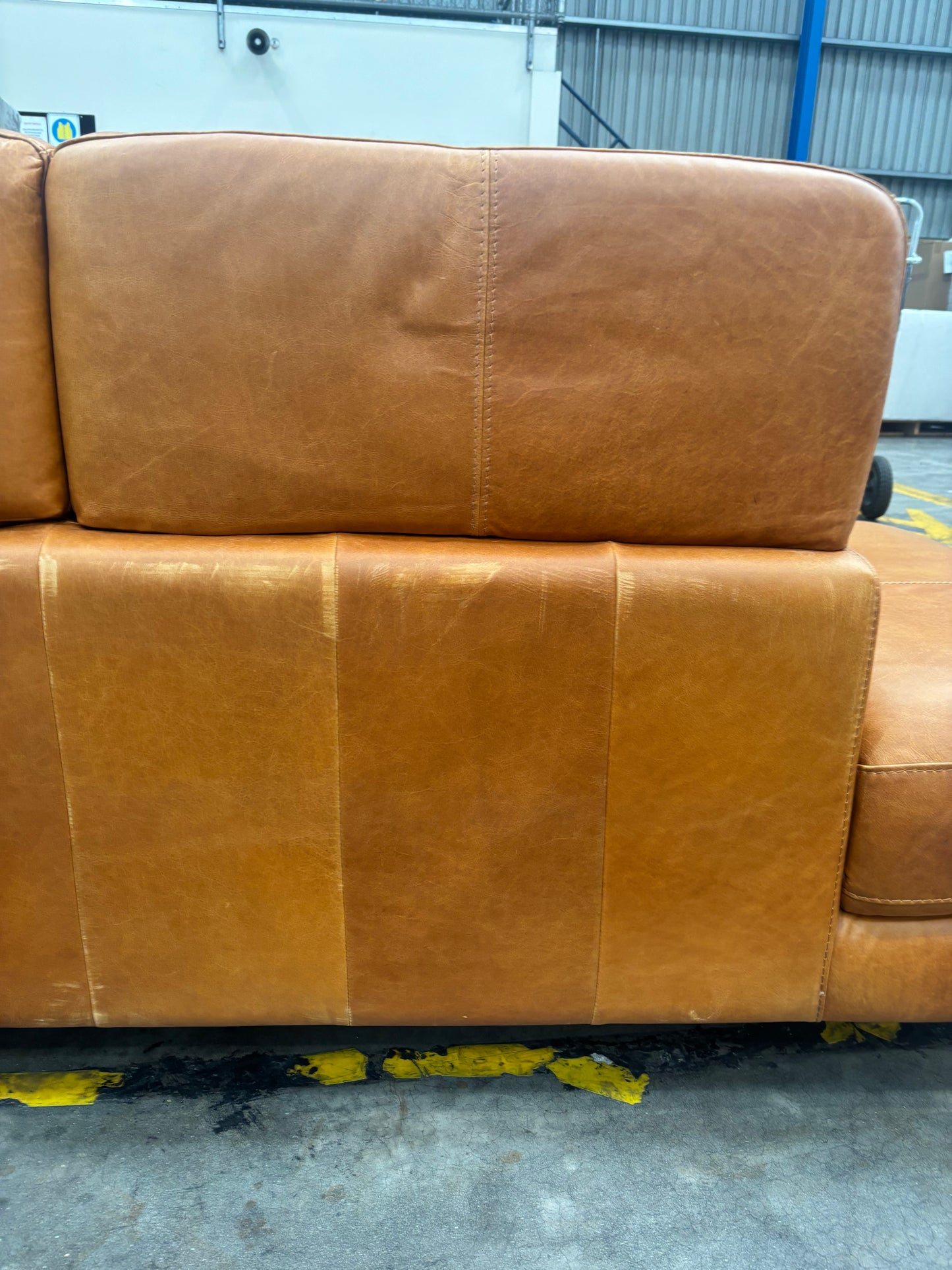 NZ CLZ20157 Connery Recliner Modular 2pc Set Benz Saddle