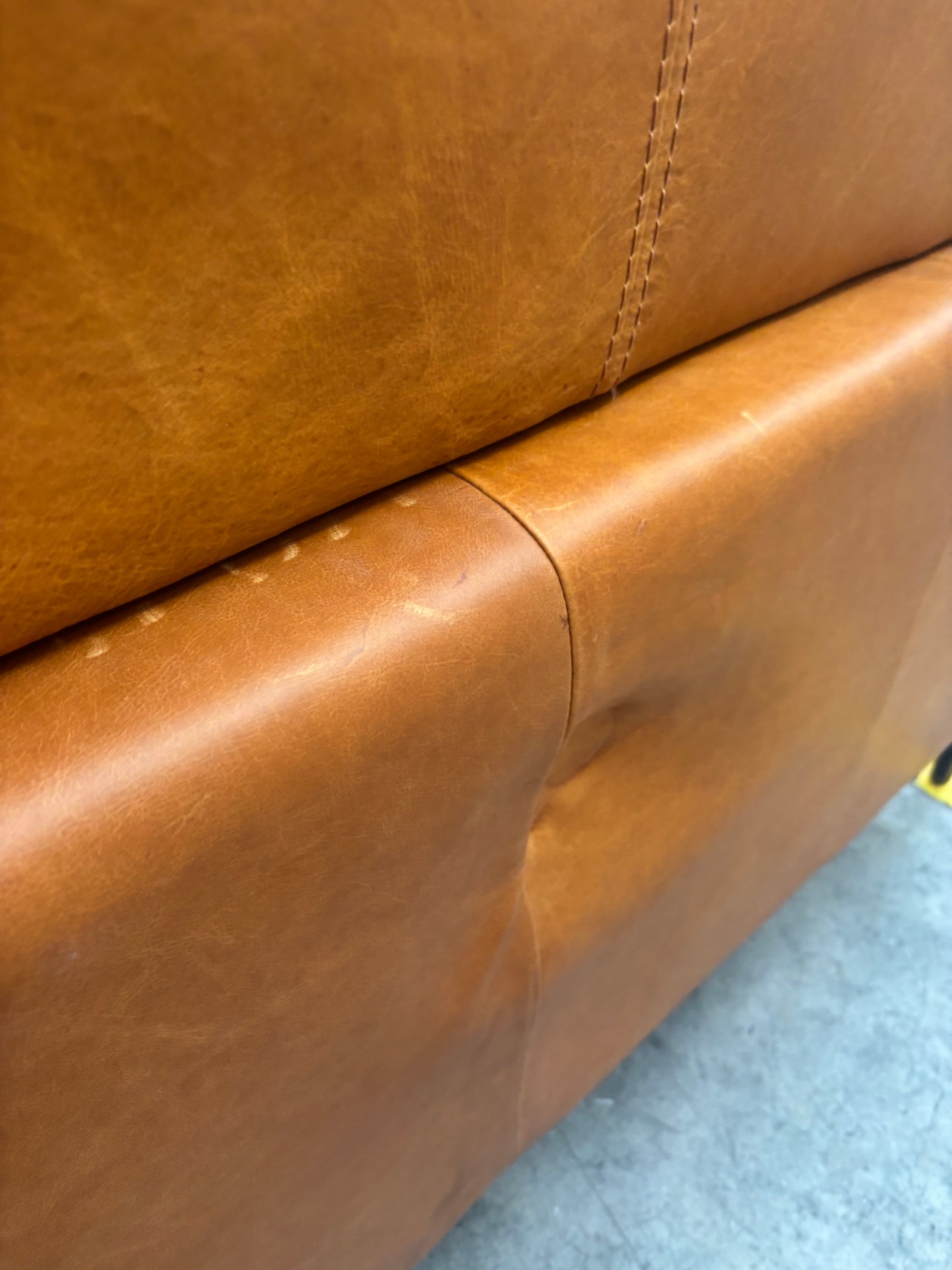 NZ CLZ20157 Connery Recliner Modular 2pc Set Benz Saddle