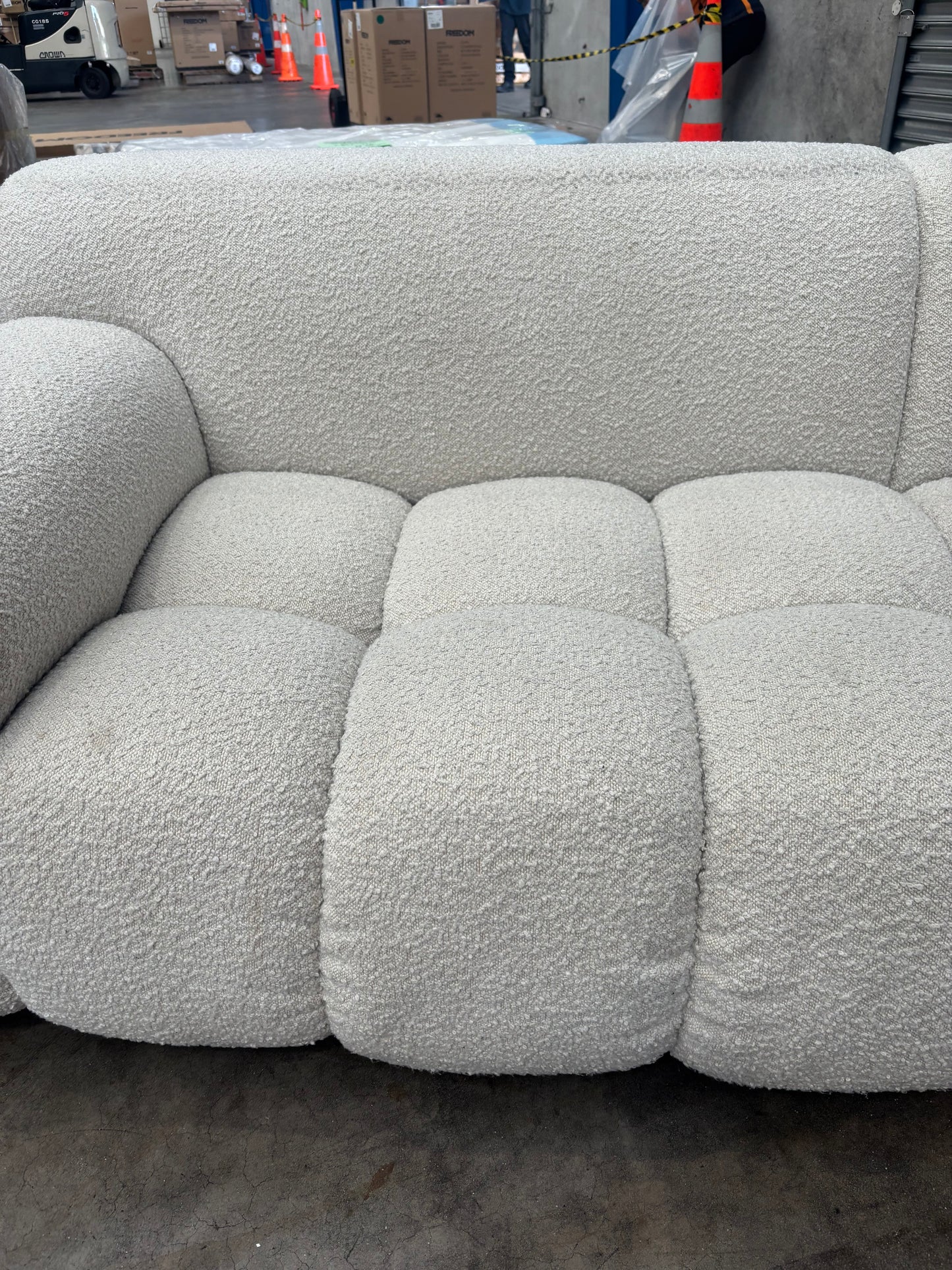 NZ CLZ20160 Aero Sofa 3S Jacquard Boucle Cream