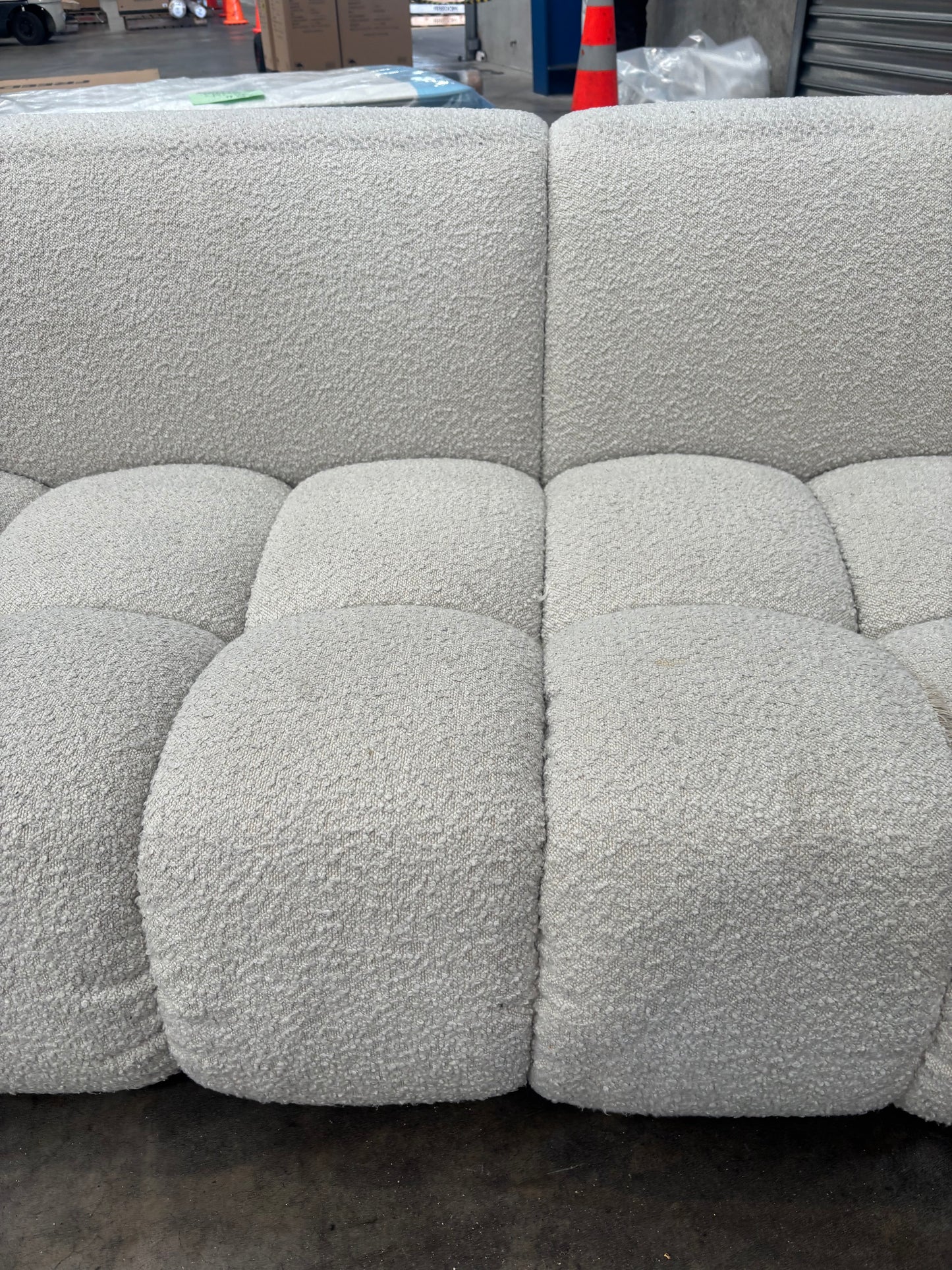 NZ CLZ20160 Aero Sofa 3S Jacquard Boucle Cream