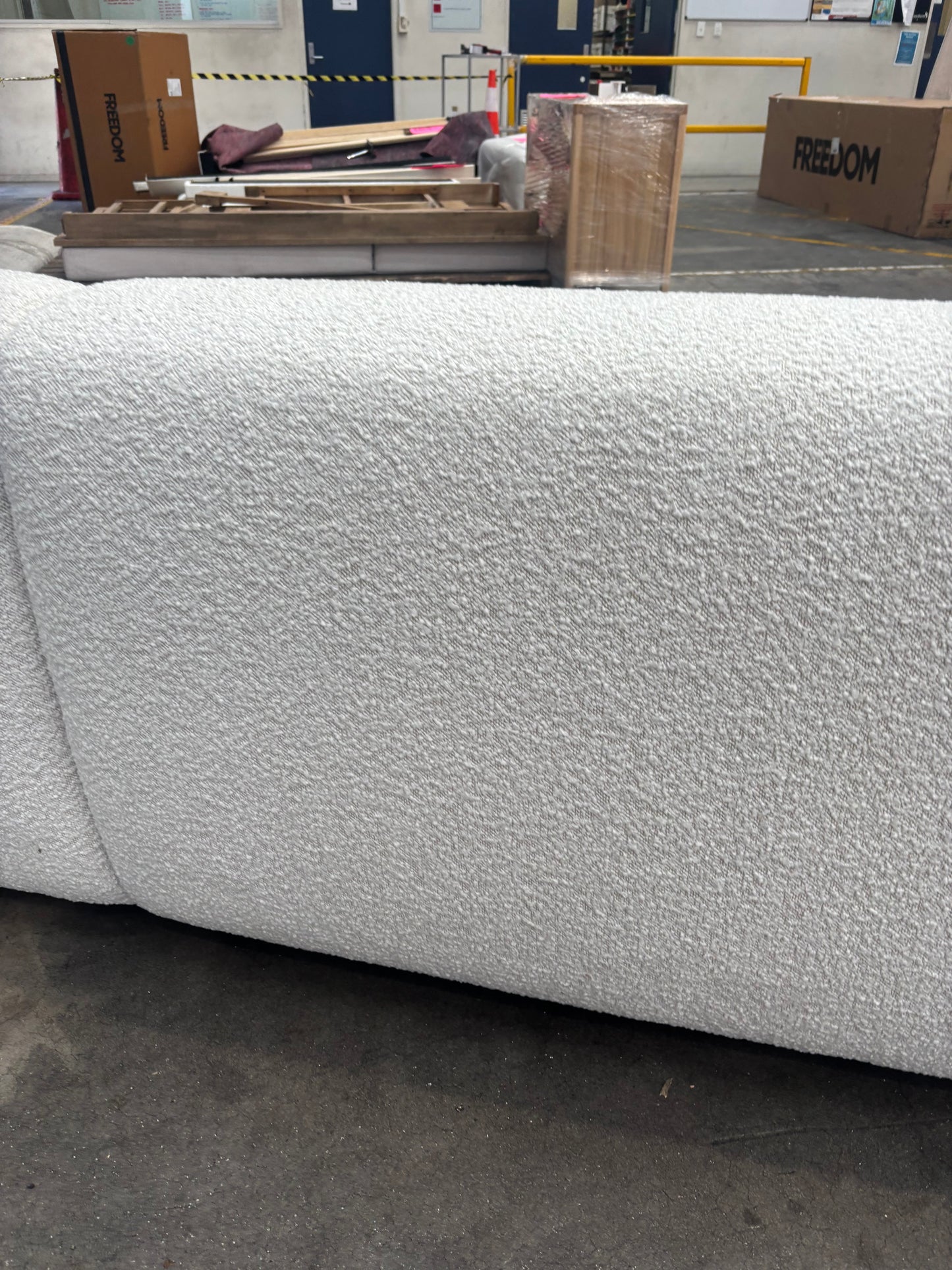 NZ CLZ20160 Aero Sofa 3S Jacquard Boucle Cream