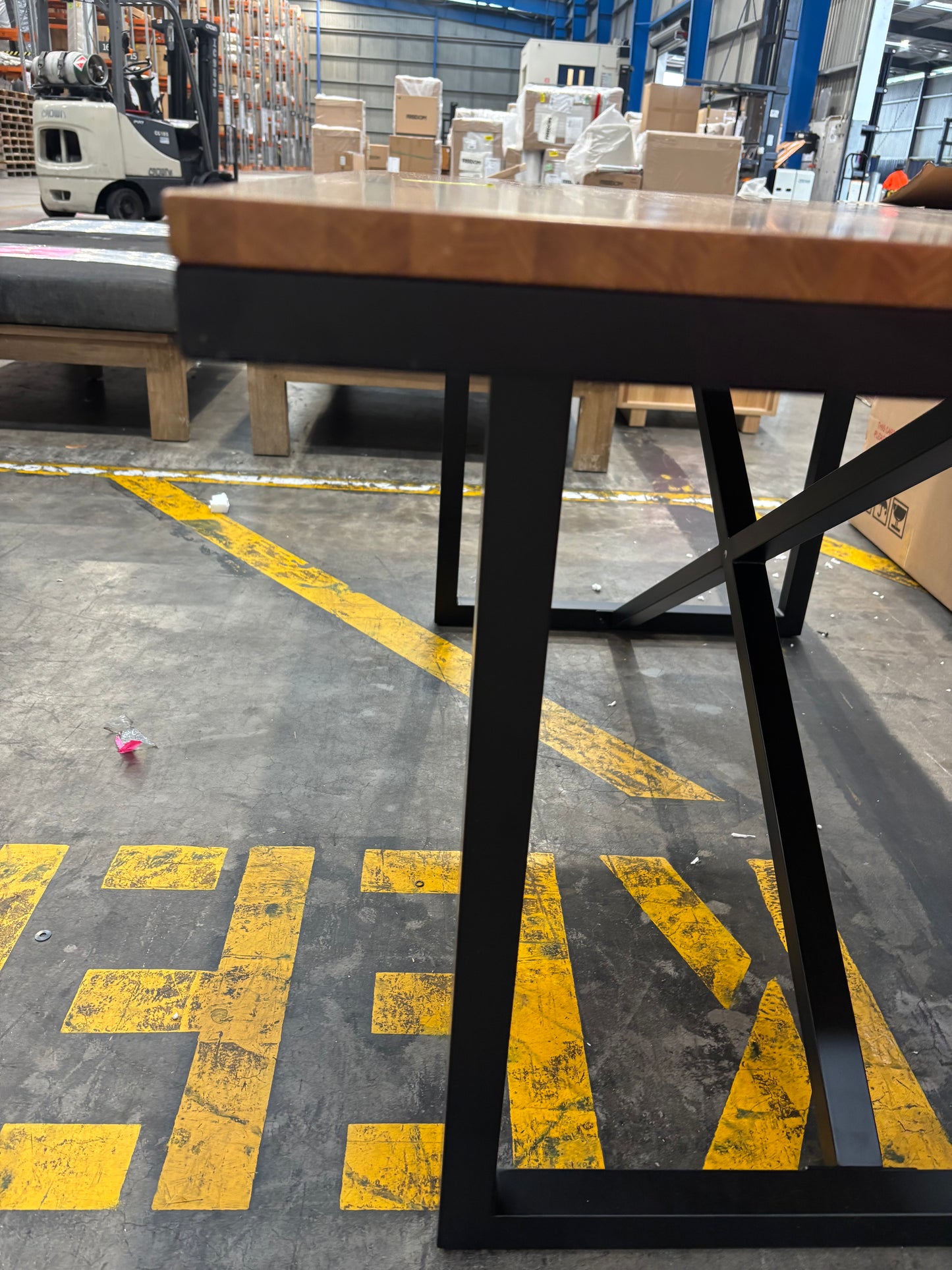 NZ PRZ20067 Alps Dining Table 160x90cm Natural/Black