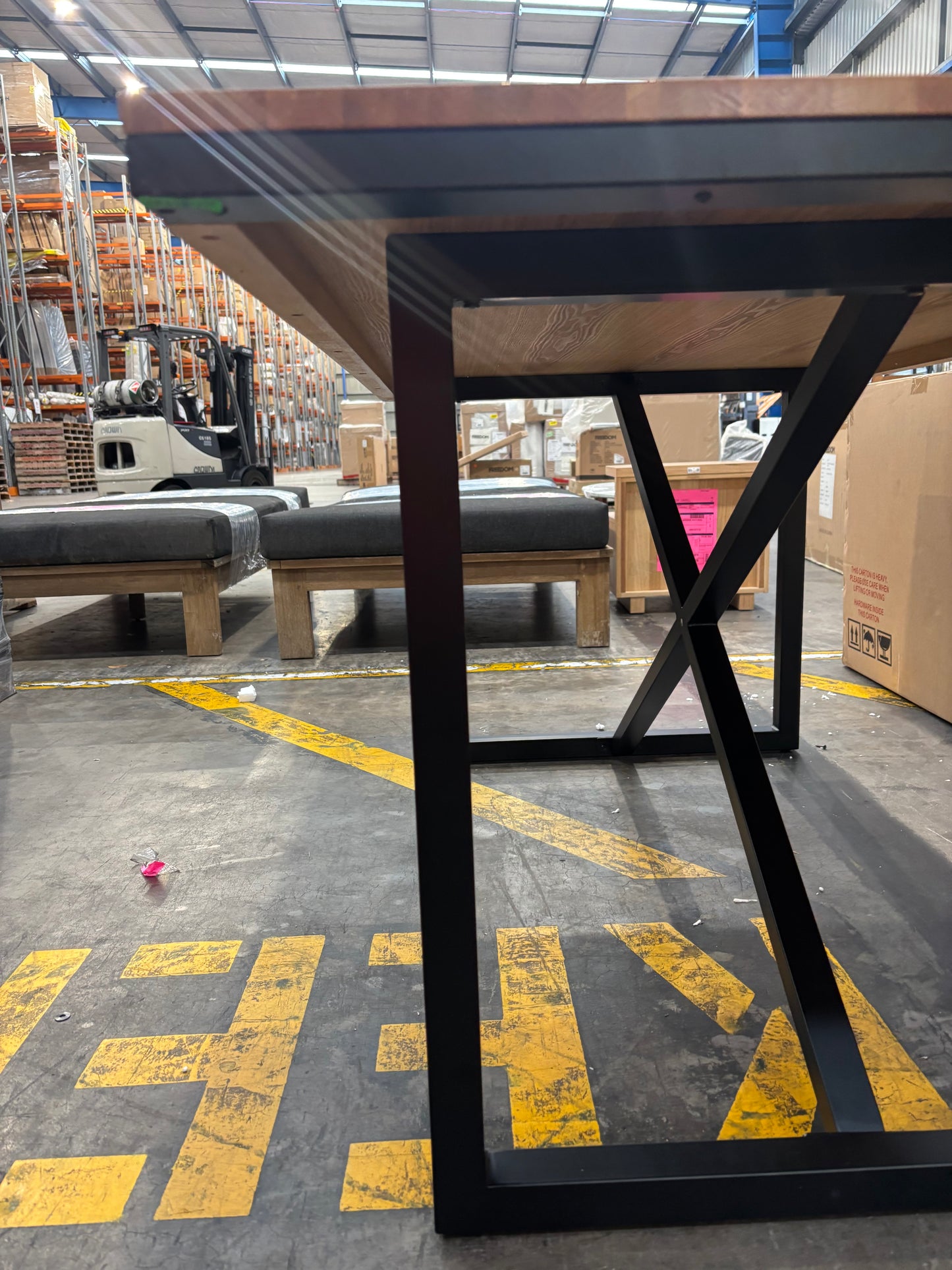 NZ PRZ20067 Alps Dining Table 160x90cm Natural/Black